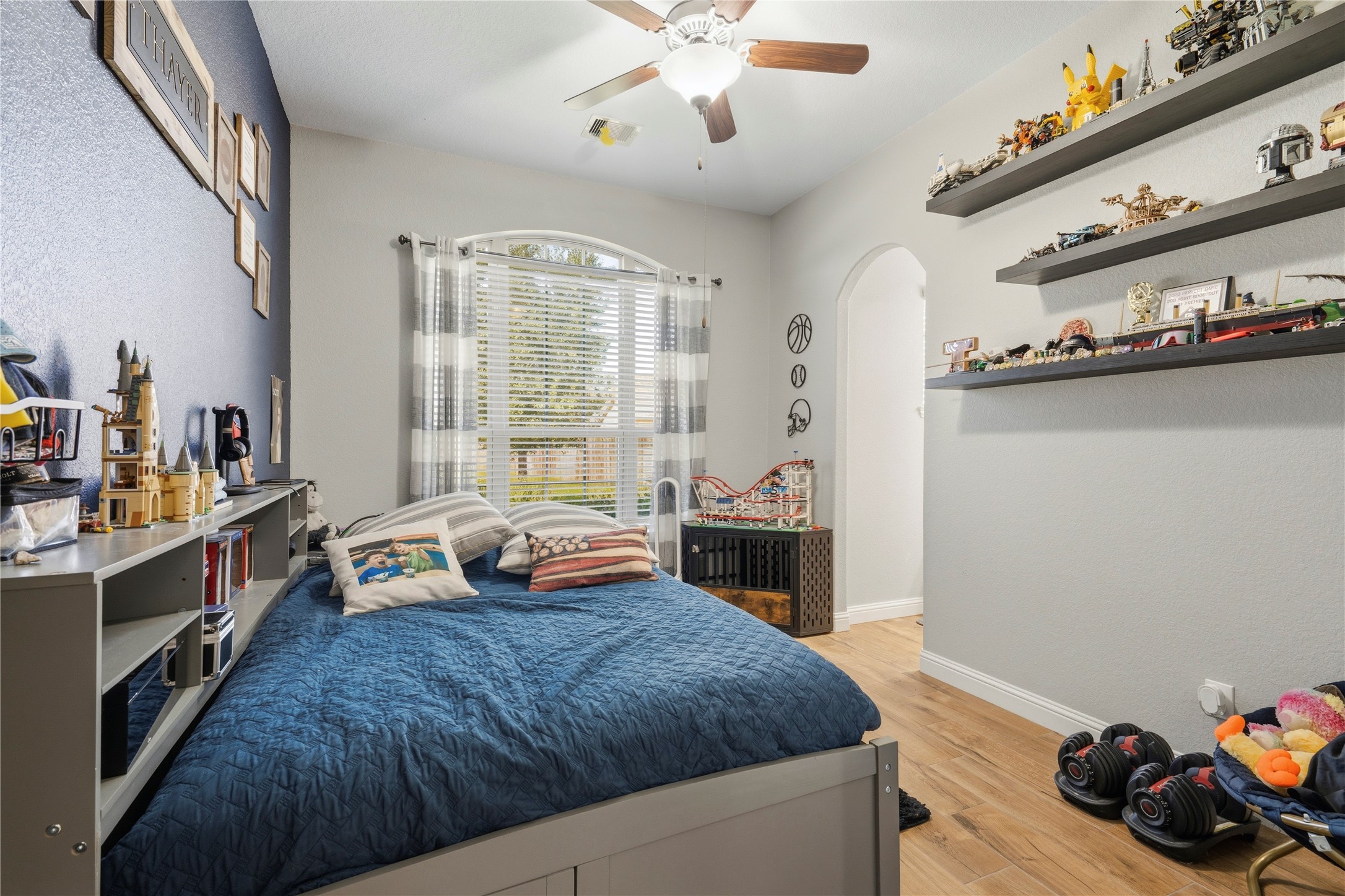 6603 Hollow Bay Court Property Photo 12