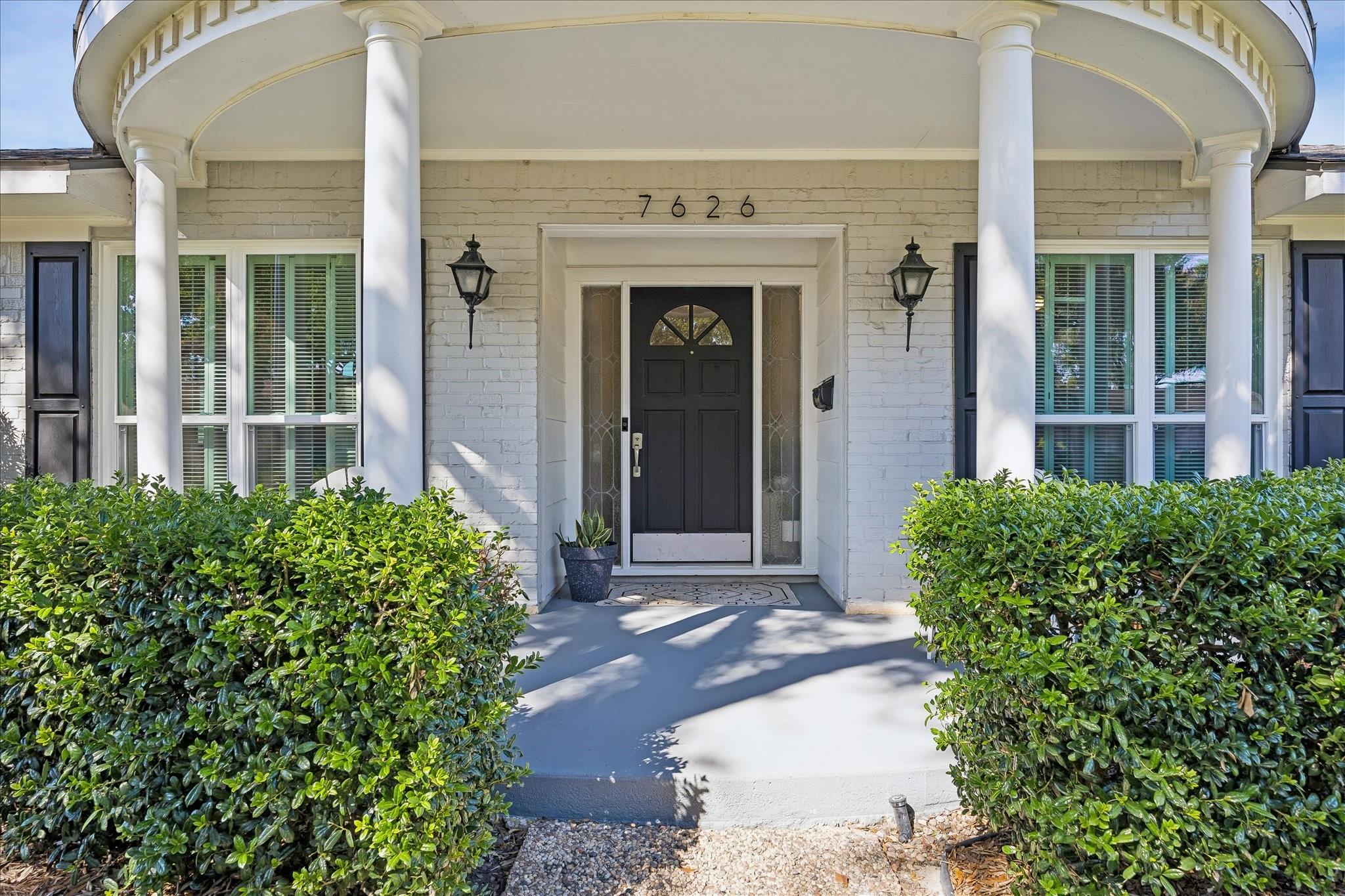 7626 Meadowvale Drive, Houston Tx 77063 Property Photo 3