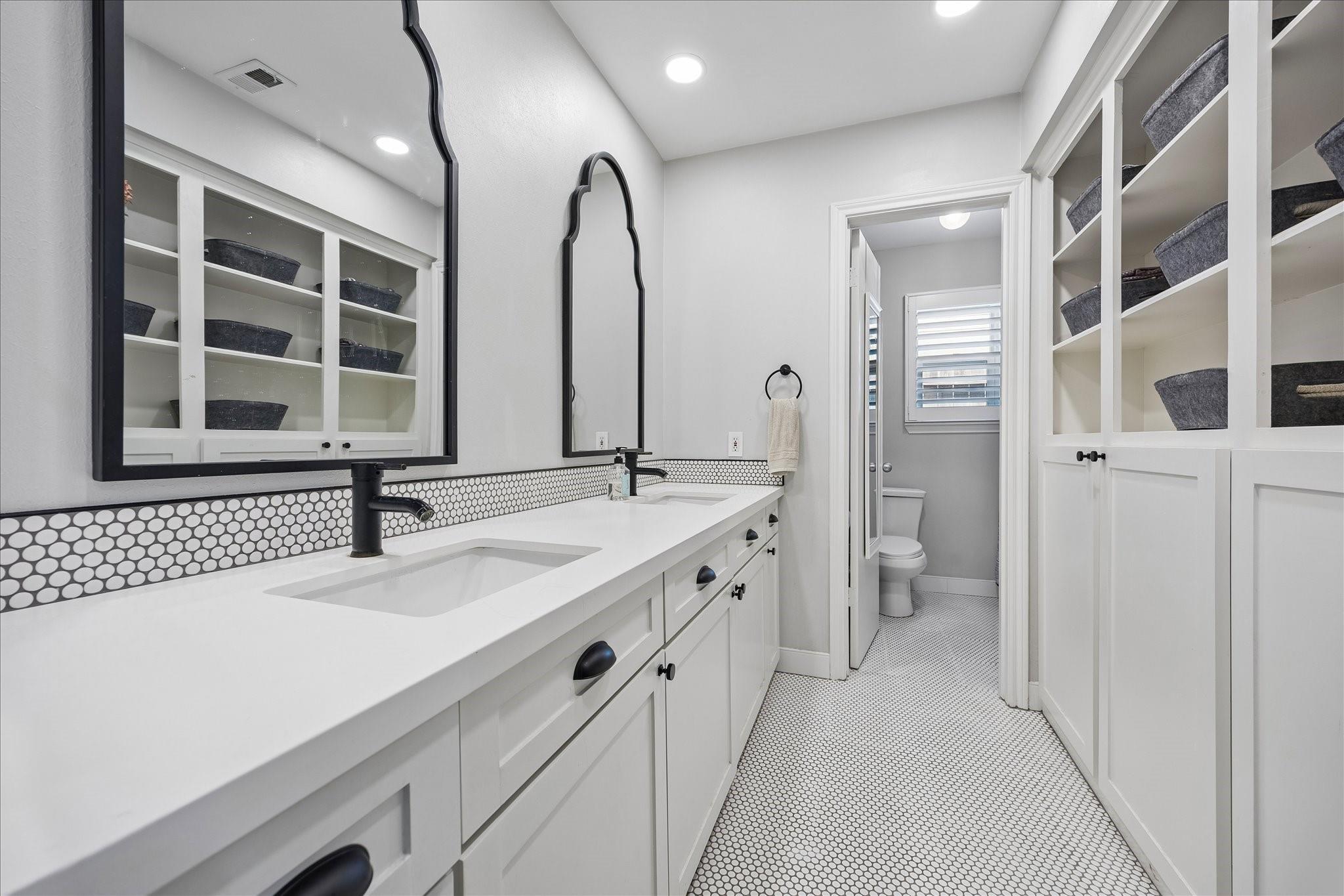 7626 Meadowvale Drive, Houston Tx 77063 Property Photo 22