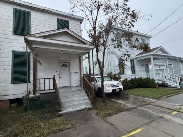 1511 37th Street Property Photo 2