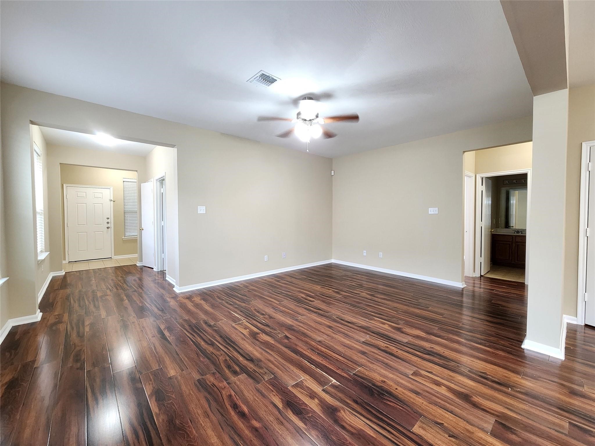 7539 Legacy Pines Drive Property Photo 6