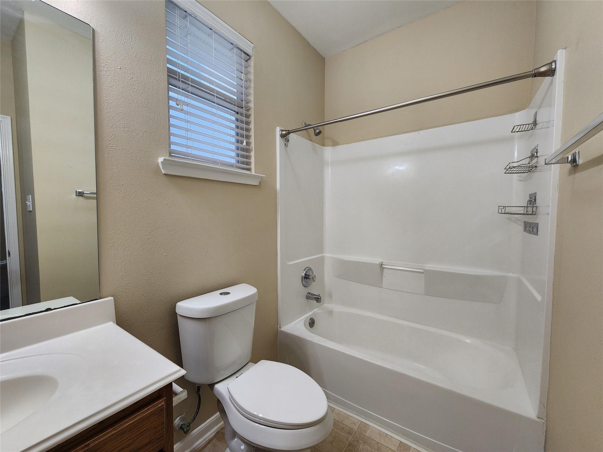 7539 Legacy Pines Drive Property Photo 8