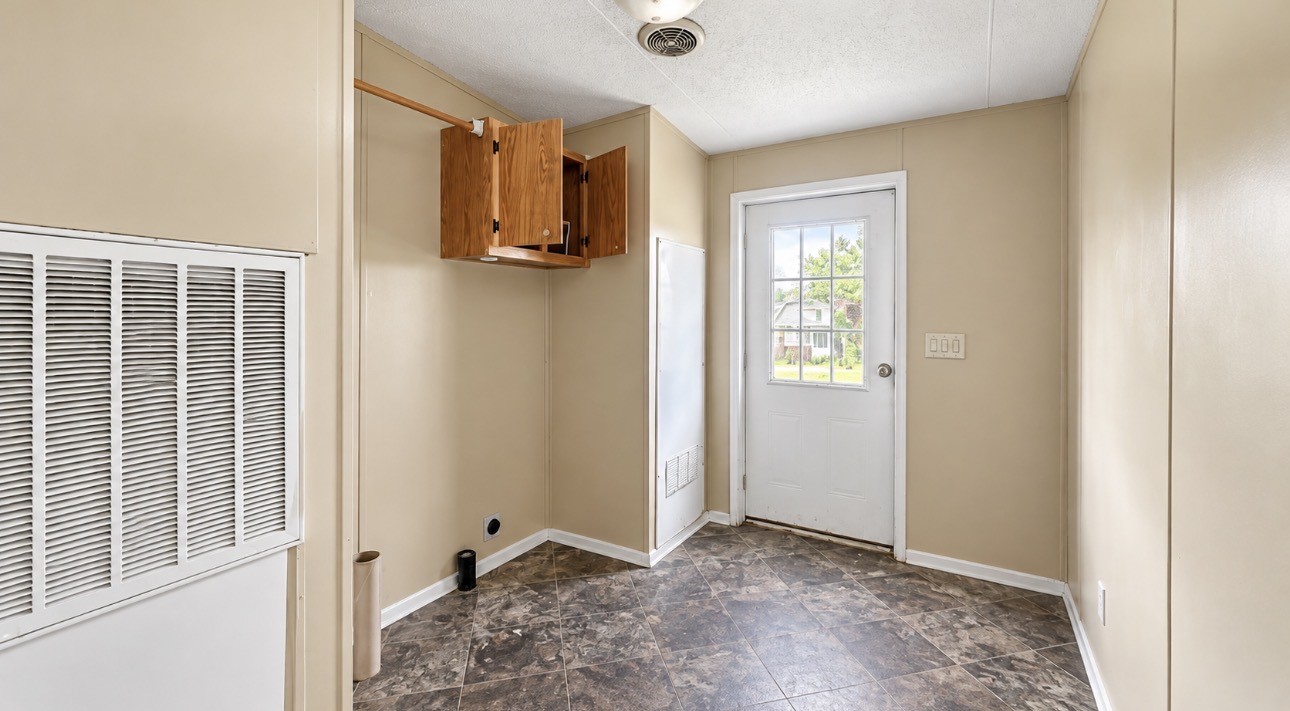 6710 Trail Loop W Property Photo 17