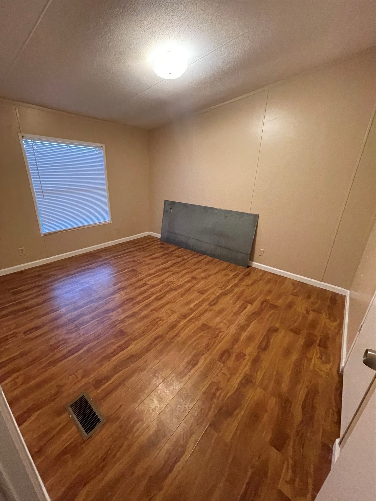 6710 Trail Loop W Property Photo 18