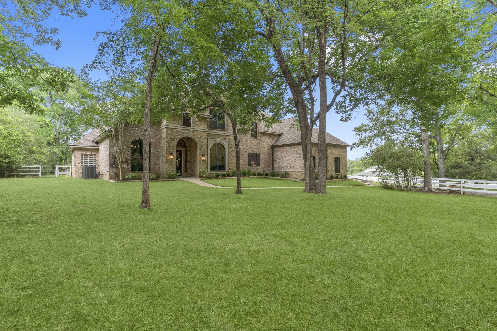 2242 Spring Branch Road Property Photo 1