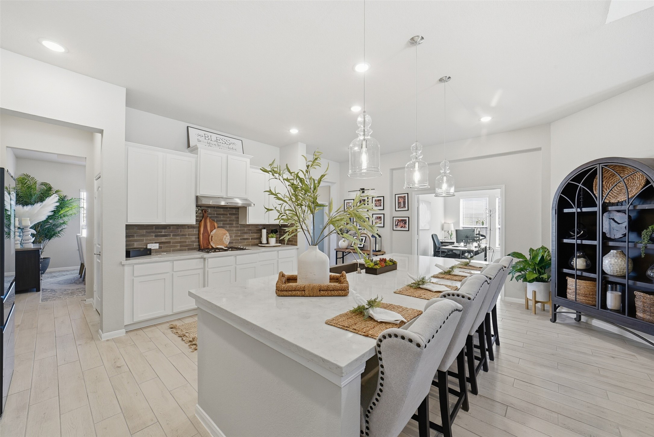 6618 Nichols Landing