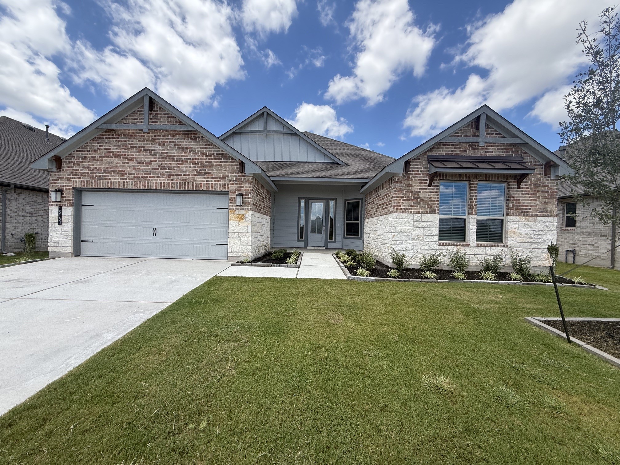 15180 Corbin Court Property Photo 1