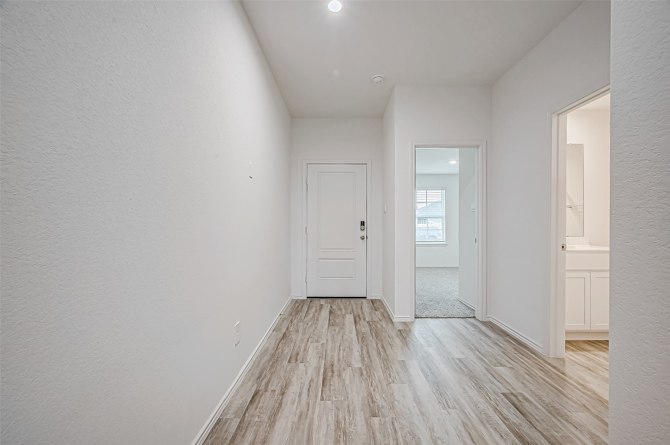 5034 Balcolm Drive Property Photo 5