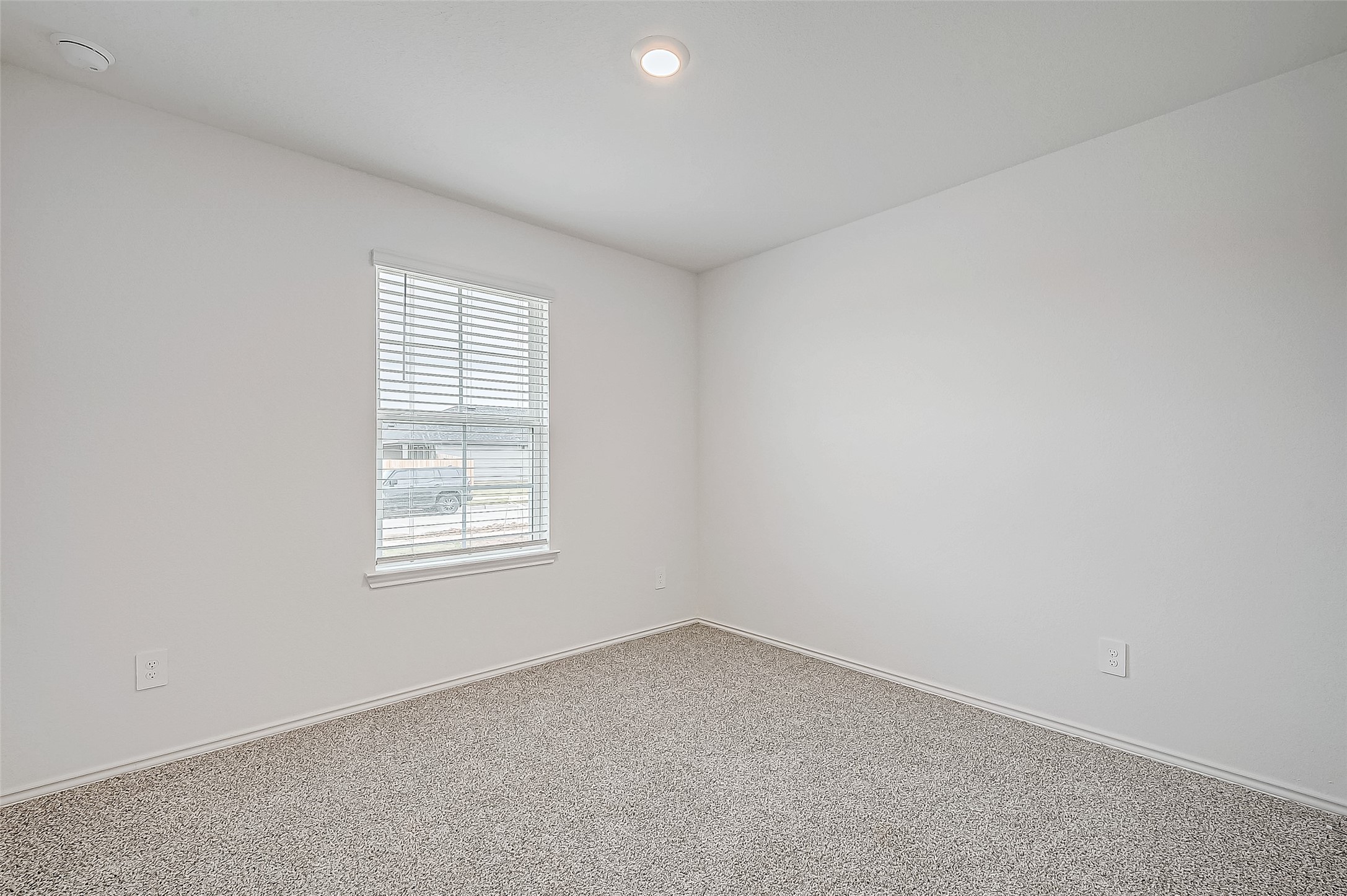 5034 Balcolm Drive Property Photo 24