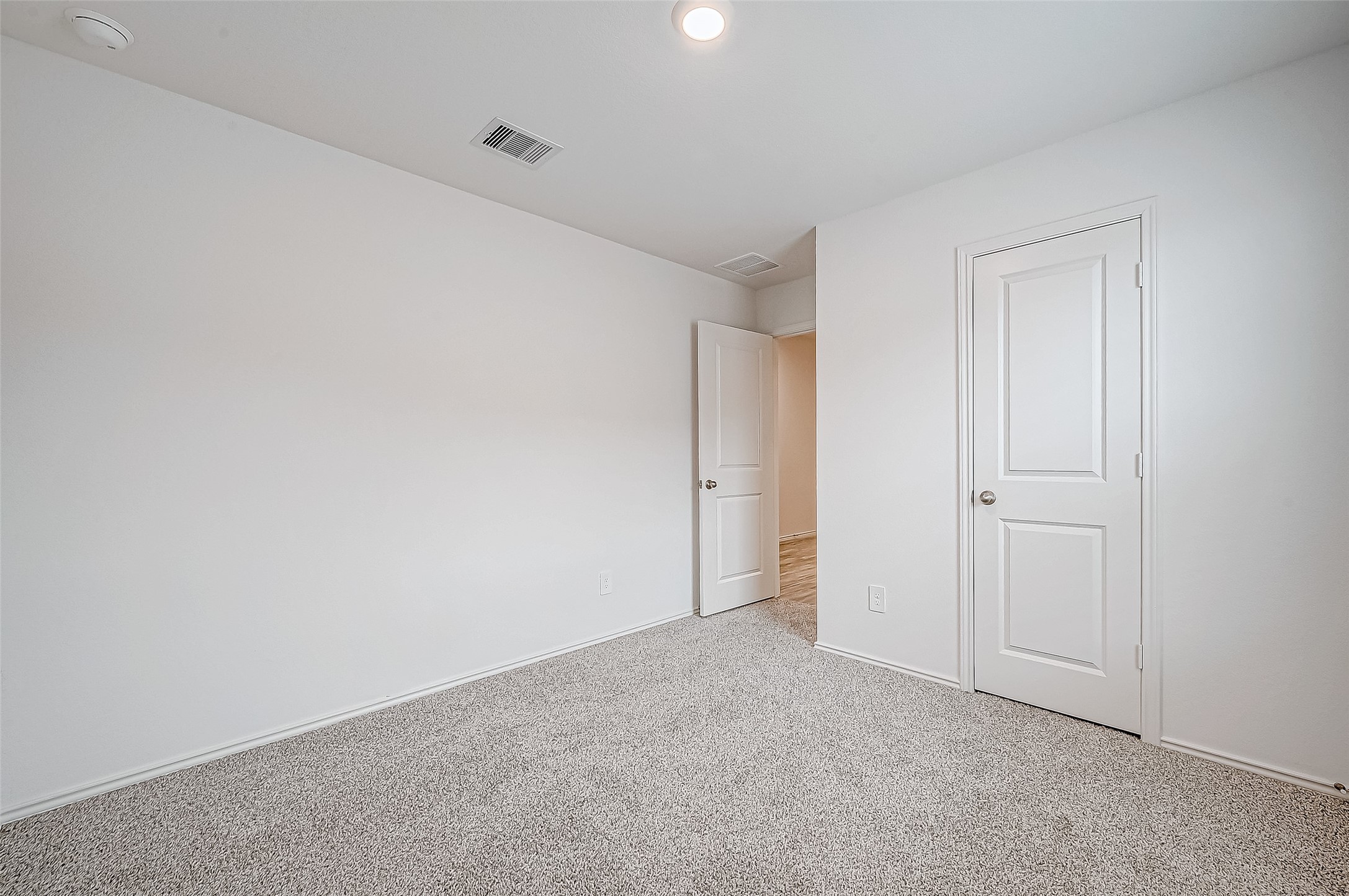 5034 Balcolm Drive Property Photo 27