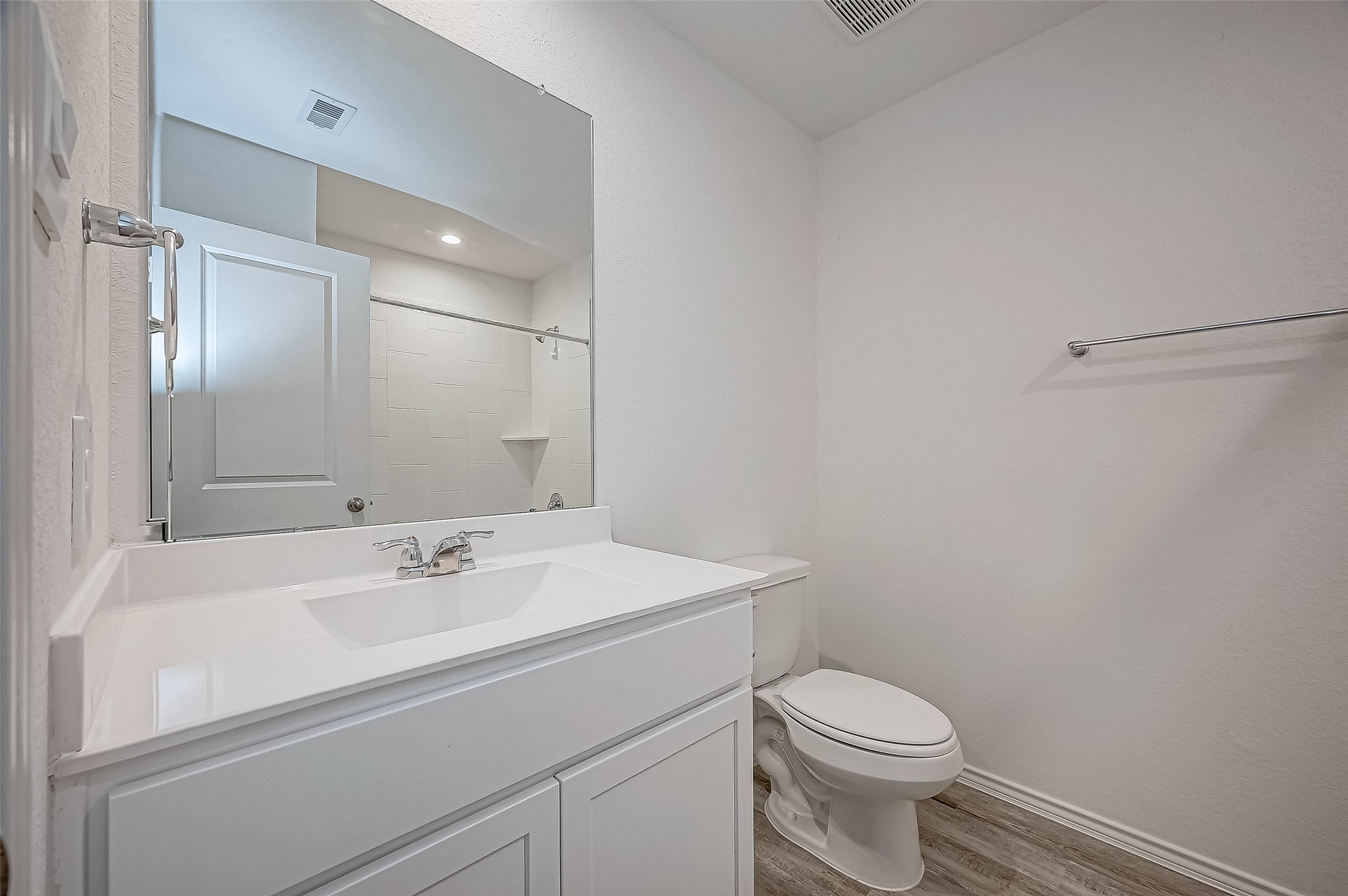5034 Balcolm Drive Property Photo 28