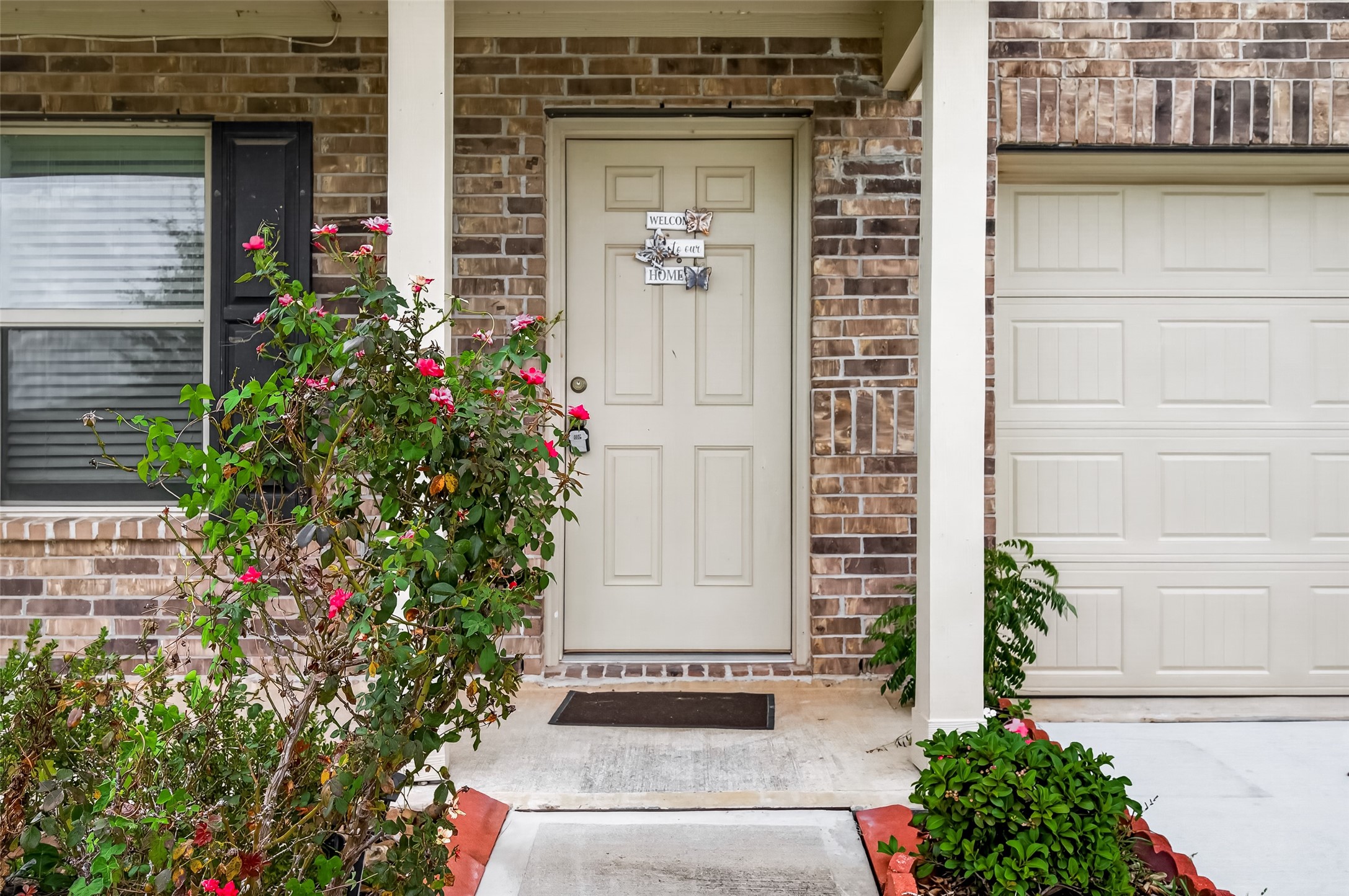 3242 Spanish Oak Lane Property Photo 3