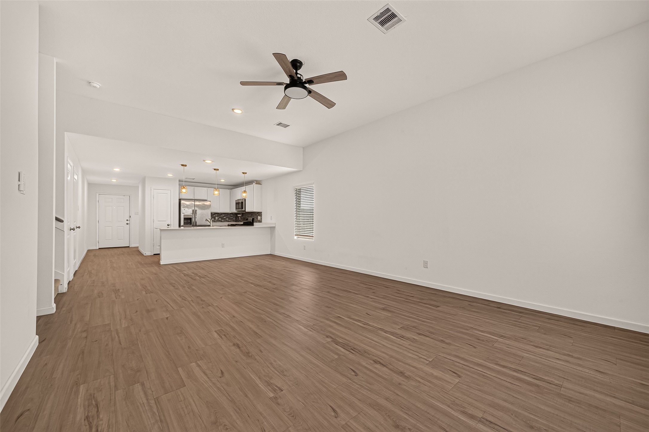 3242 Spanish Oak Lane Property Photo 8