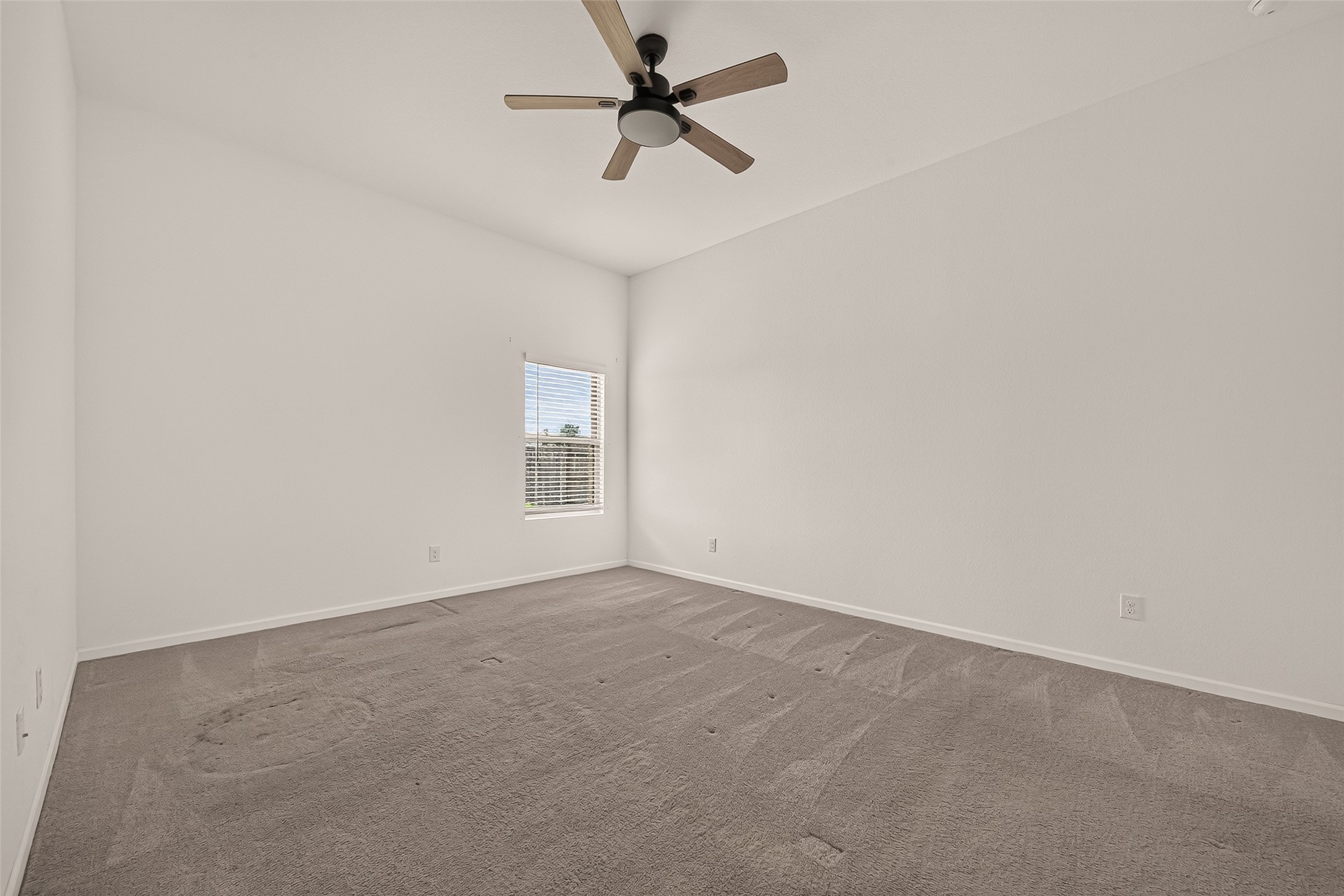 3242 Spanish Oak Lane Property Photo 28