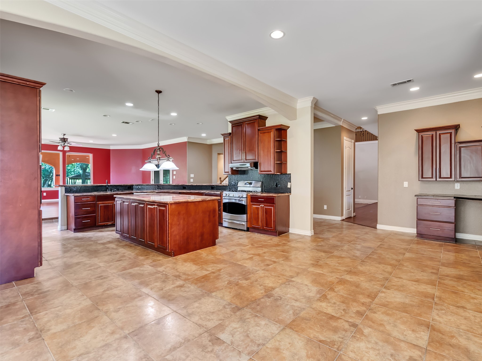 8607 Thornberry Hollow Court Property Photo 9