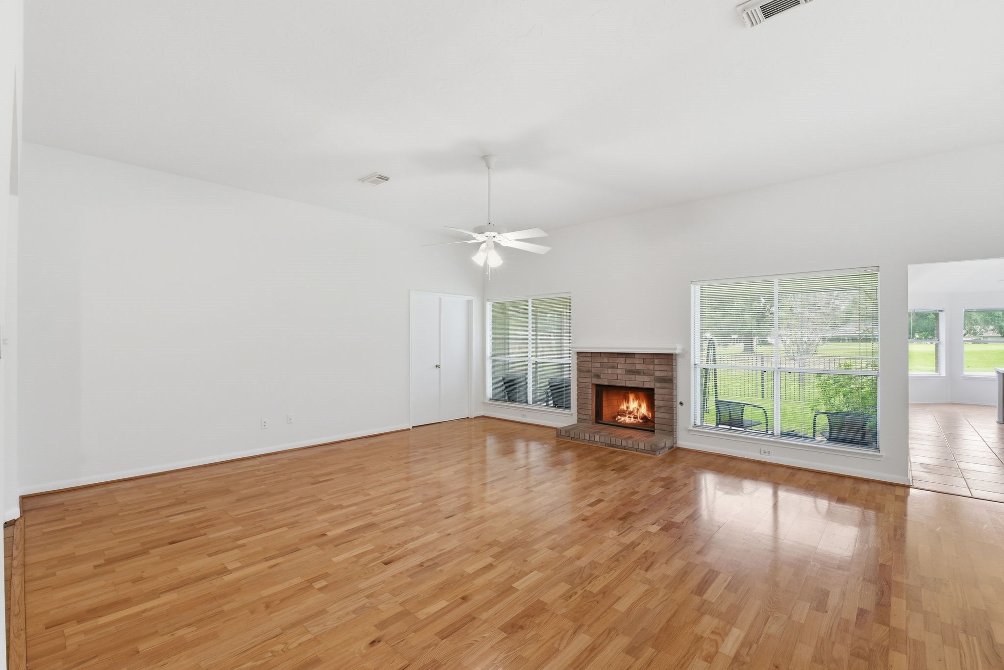 2739 S Peach Hollow Circle Property Photo 5