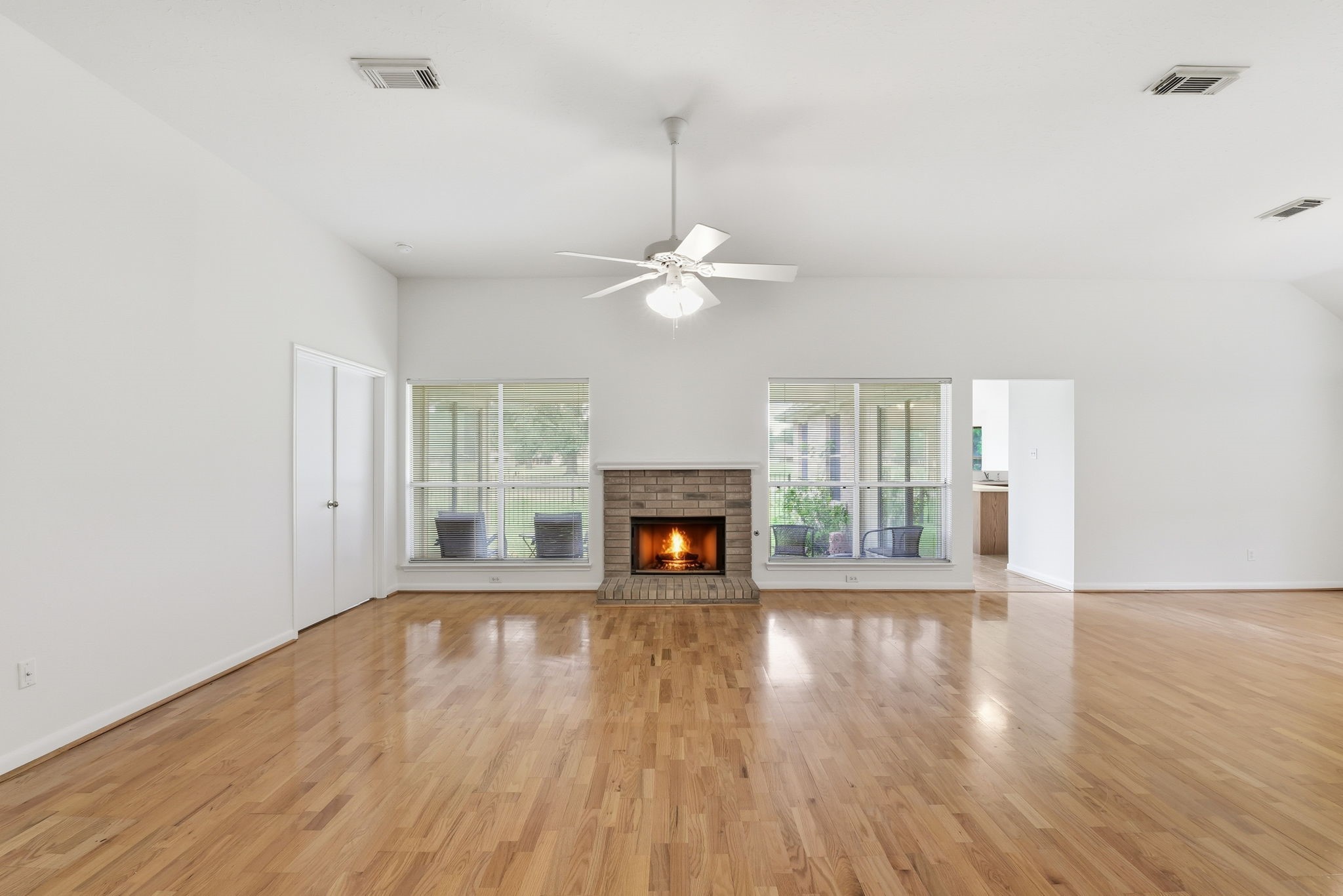 2739 S Peach Hollow Circle Property Photo 7