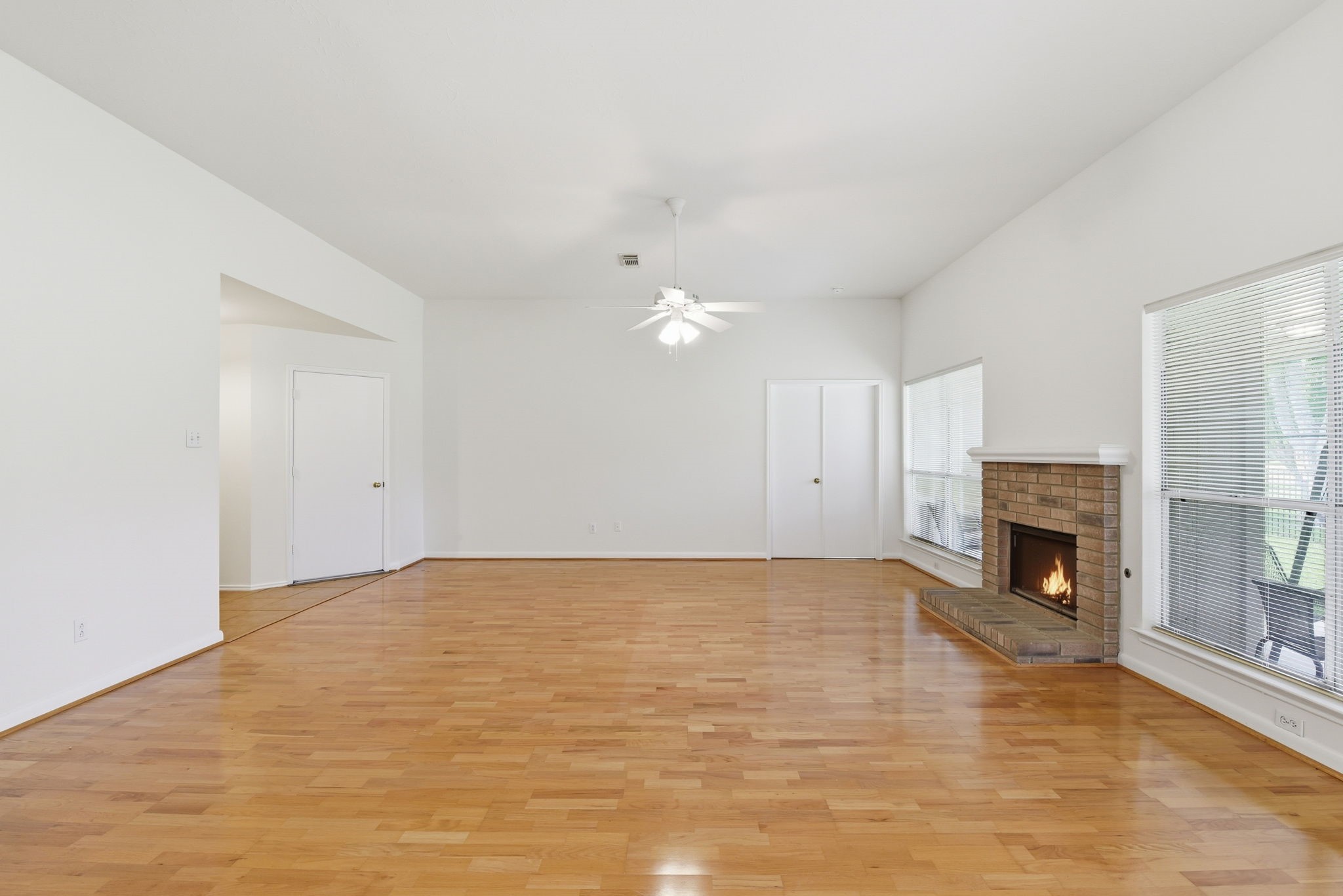 2739 S Peach Hollow Circle Property Photo 10