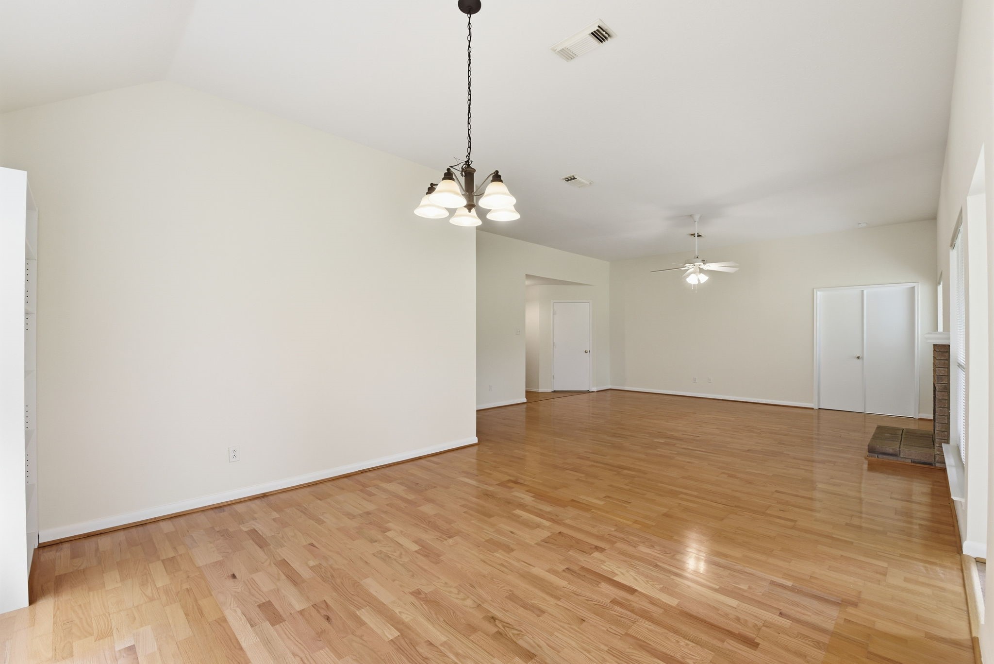 2739 S Peach Hollow Circle Property Photo 13