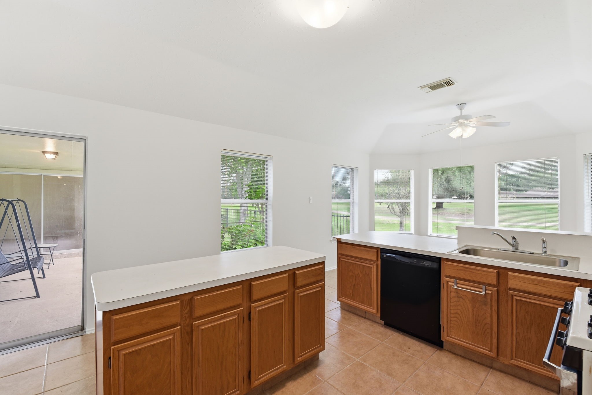 2739 S Peach Hollow Circle Property Photo 17