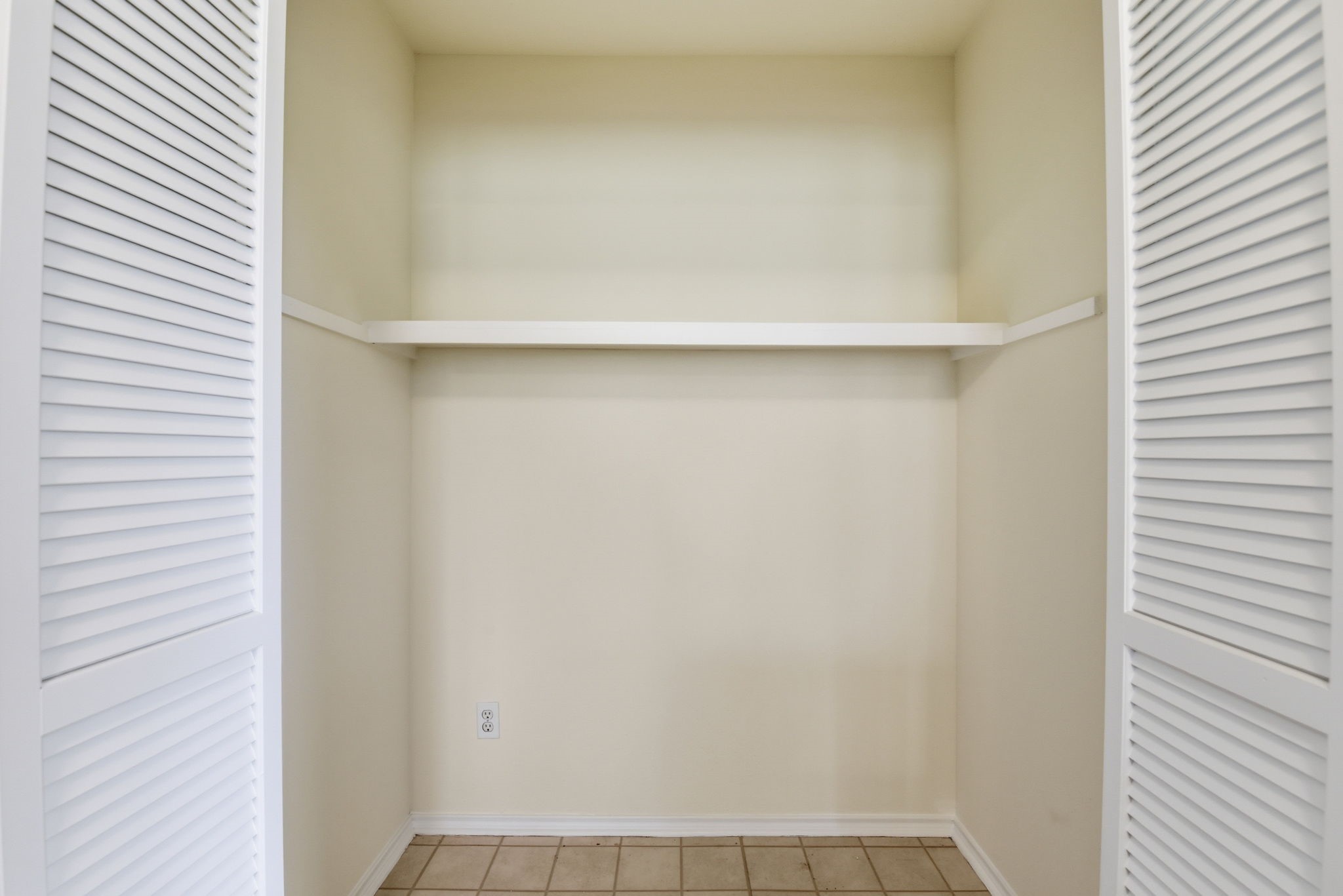 2739 S Peach Hollow Circle Property Photo 23