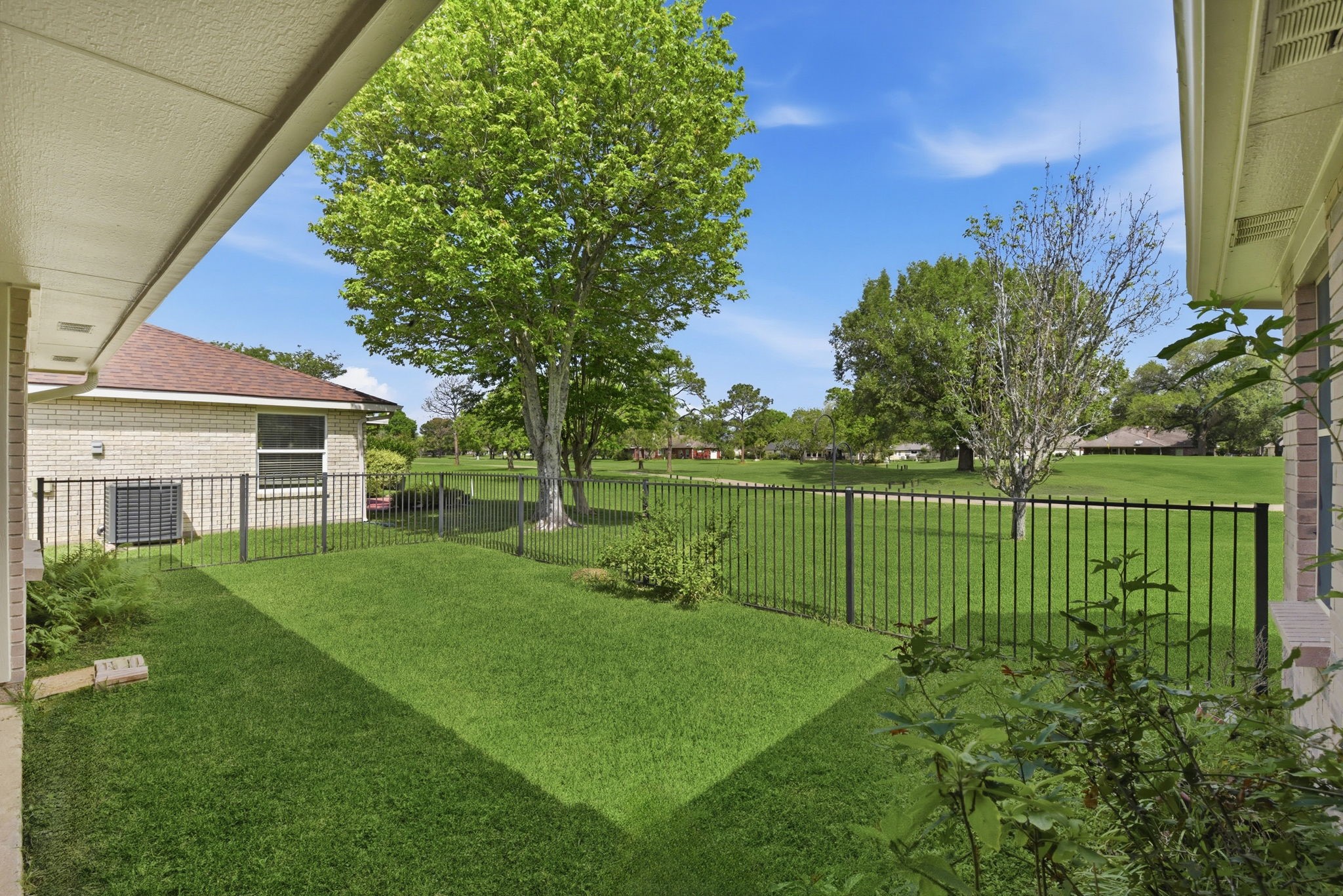 2739 S Peach Hollow Circle Property Photo 37