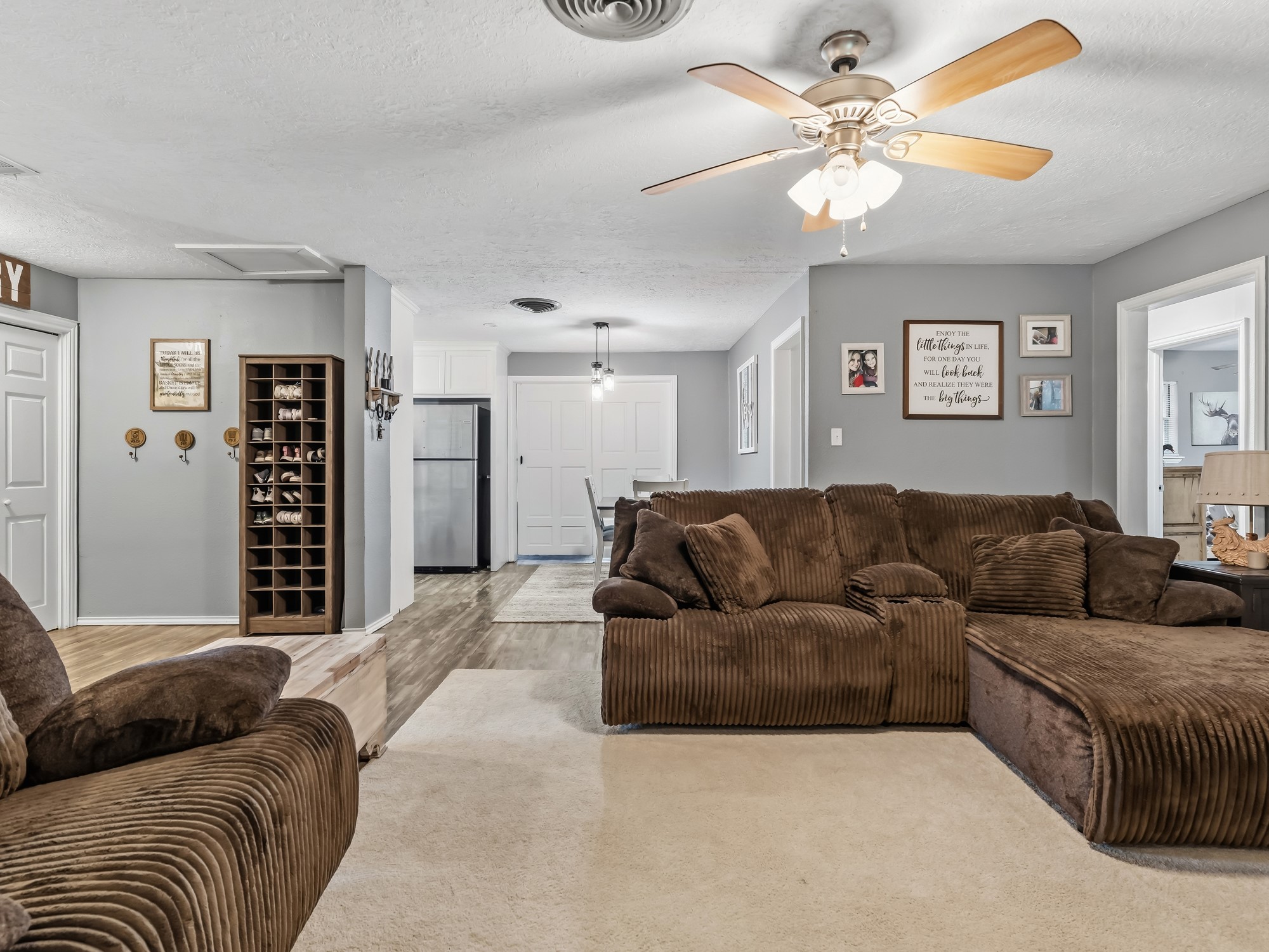 15589 San Jacinto Street Property Photo 4