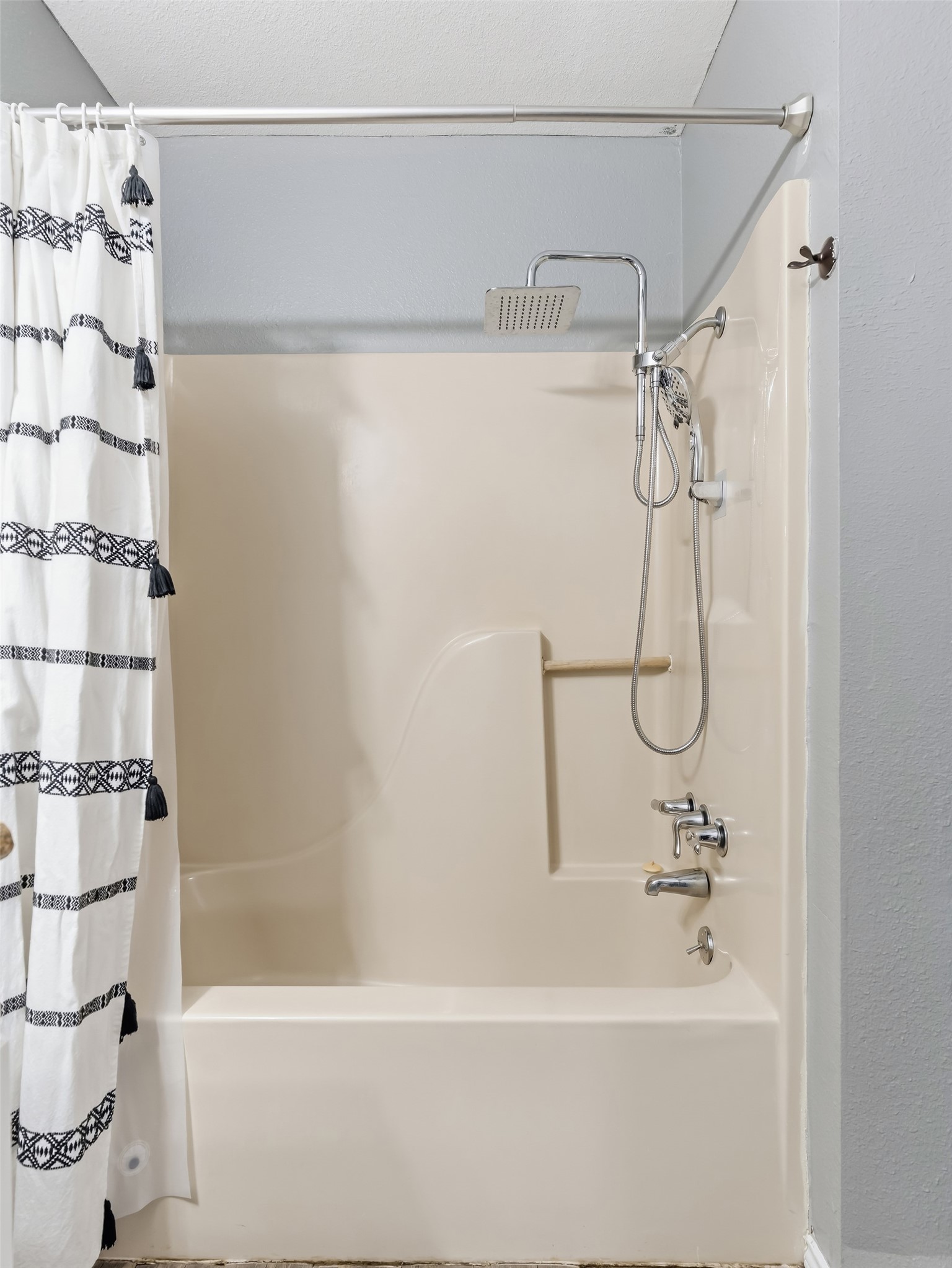 15589 San Jacinto Street Property Photo 23