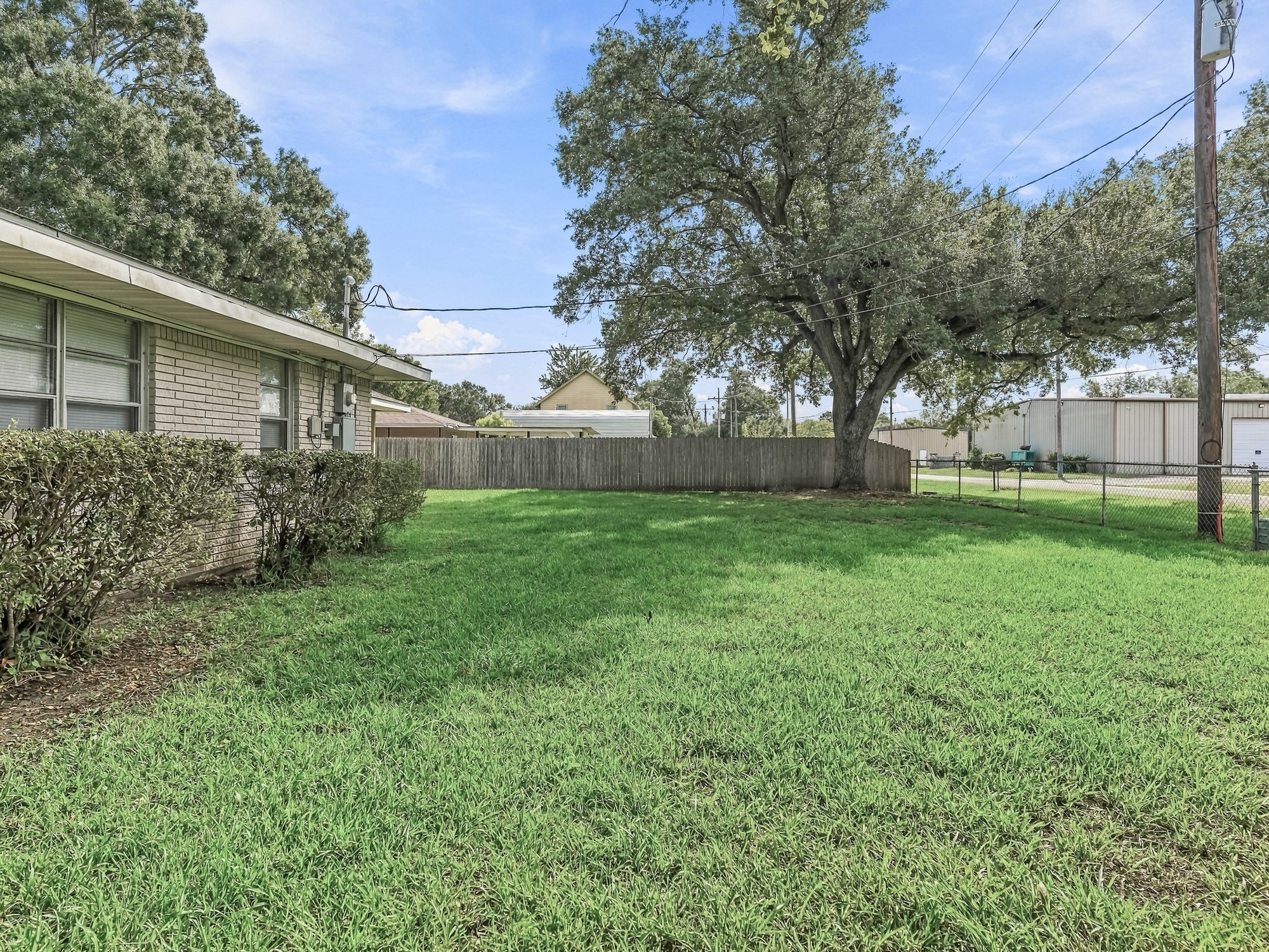 15589 San Jacinto Street Property Photo 27