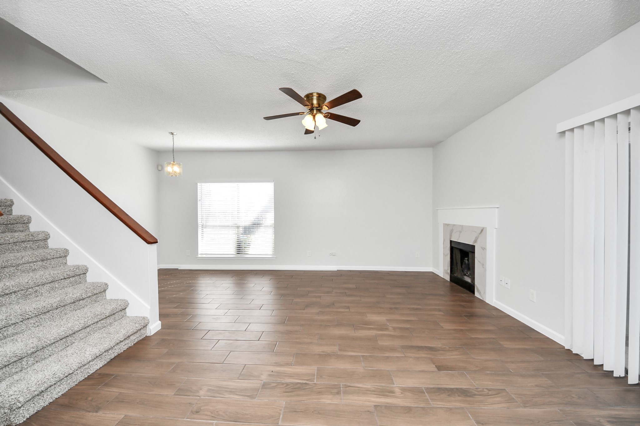3750 Tanglewilde Street A7 Property Photo 6