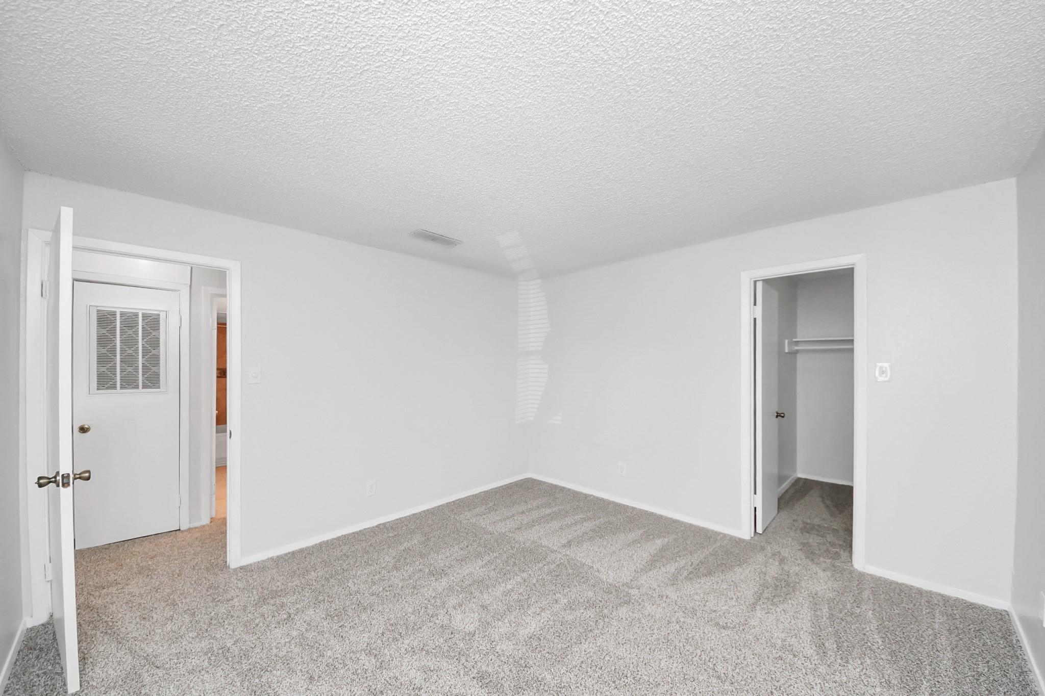 3750 Tanglewilde Street A7 Property Photo 23