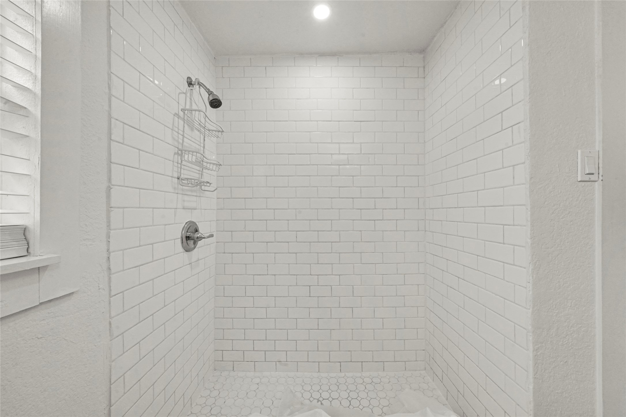 5603 Petty A Property Photo 8