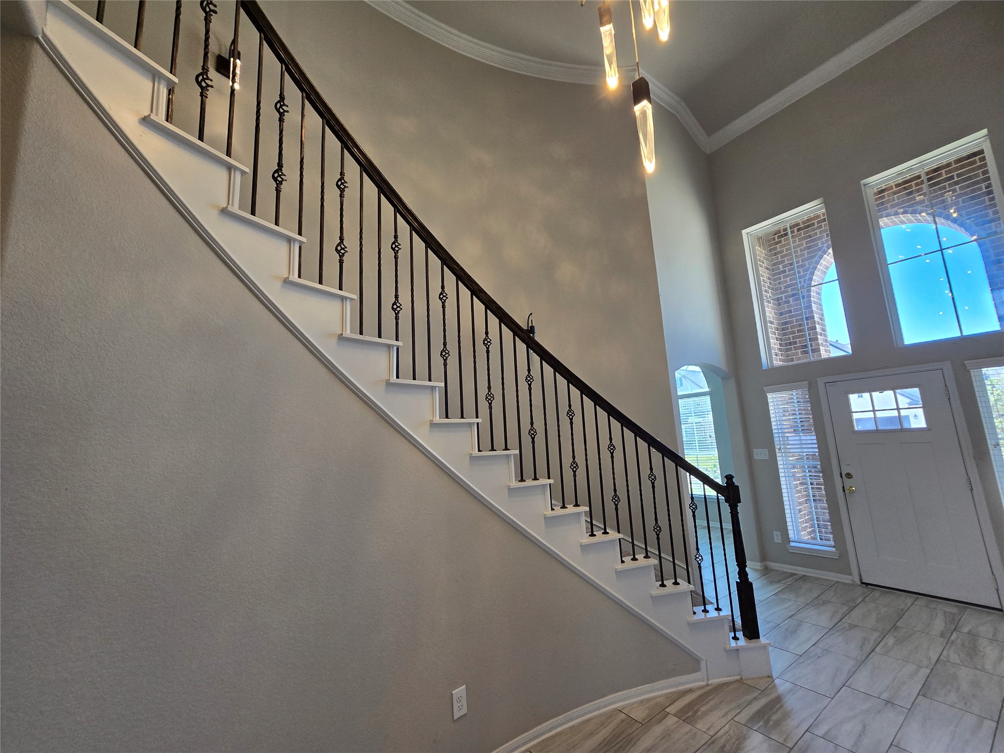 20622 Enrique Drive Property Photo 6
