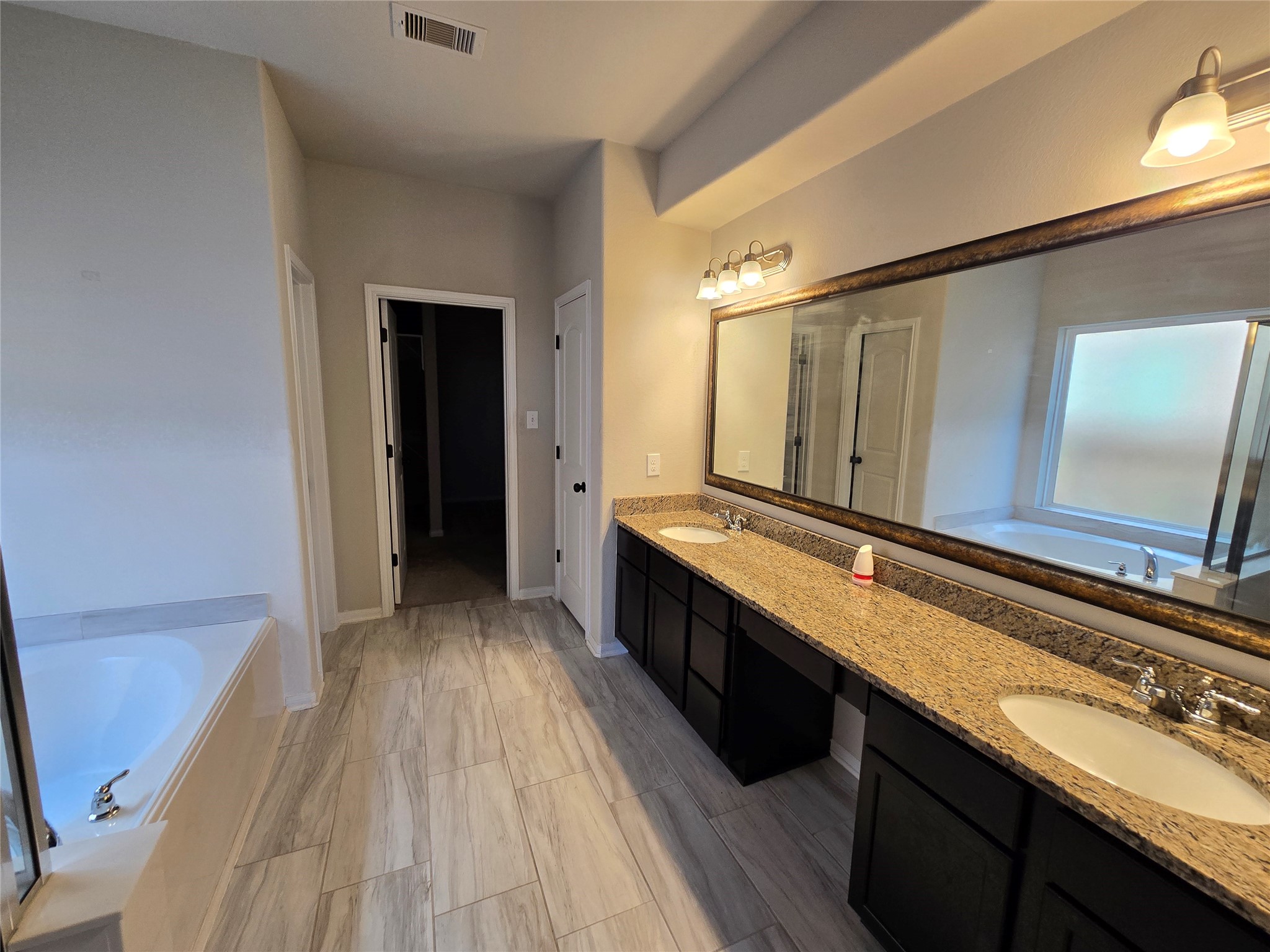 20622 Enrique Drive Property Photo 23