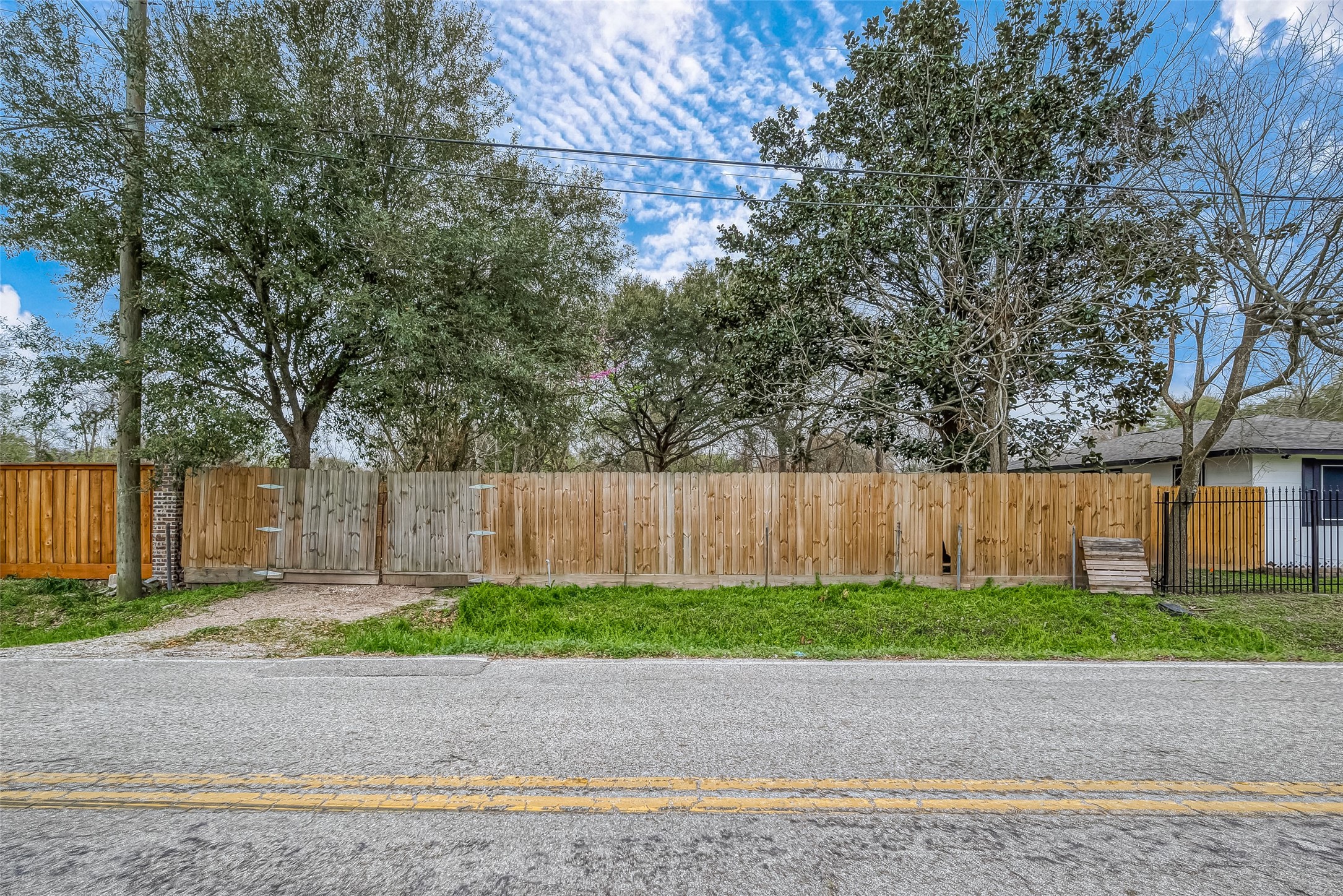 5206 Denmark Street Property Photo 1