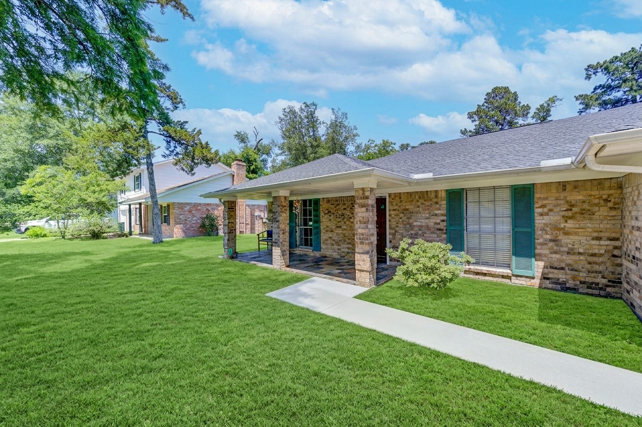 24522 Glen Loch Drive Property Photo 11