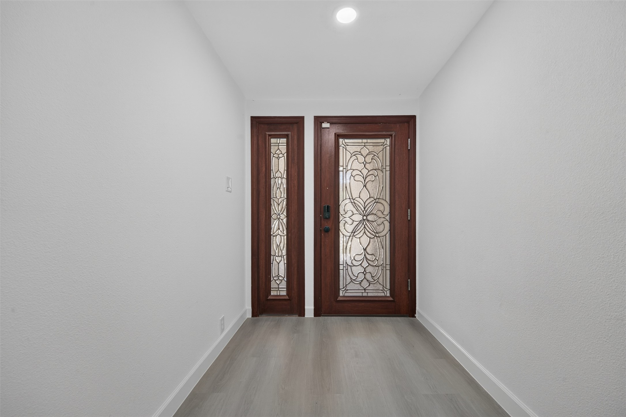 4247 Rosegate Drive Property Photo 3