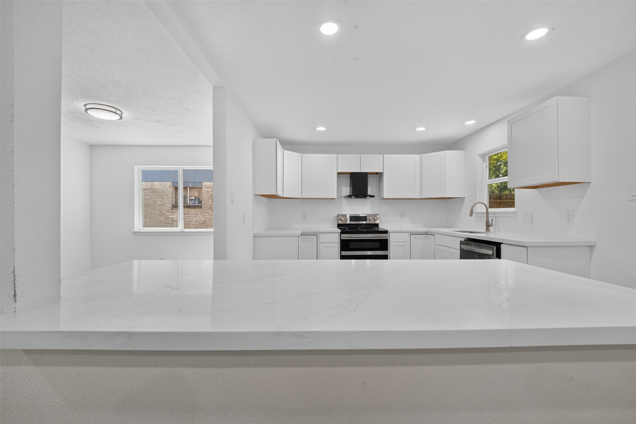 4247 Rosegate Drive Property Photo 10