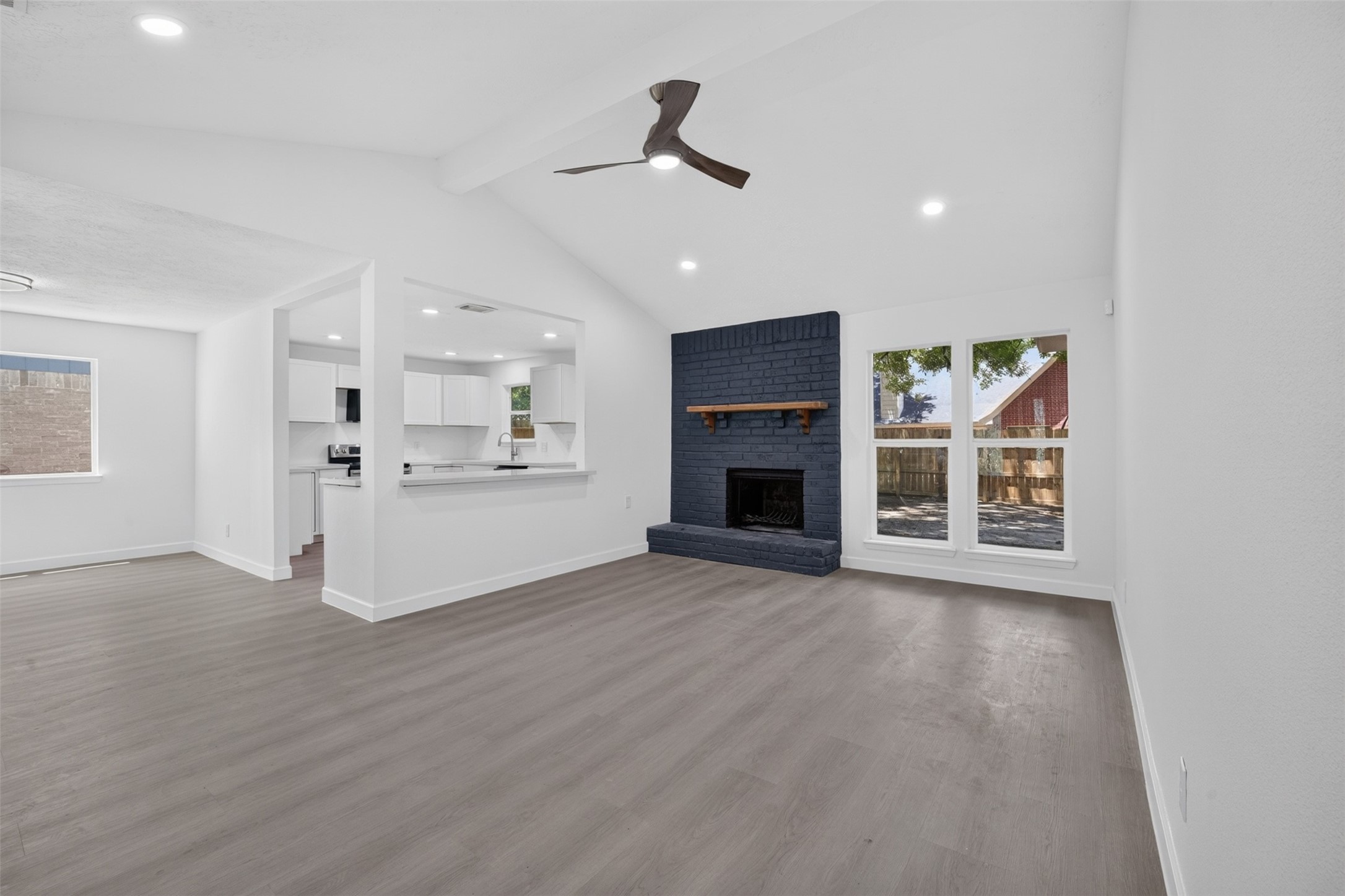 4247 Rosegate Drive Property Photo 12