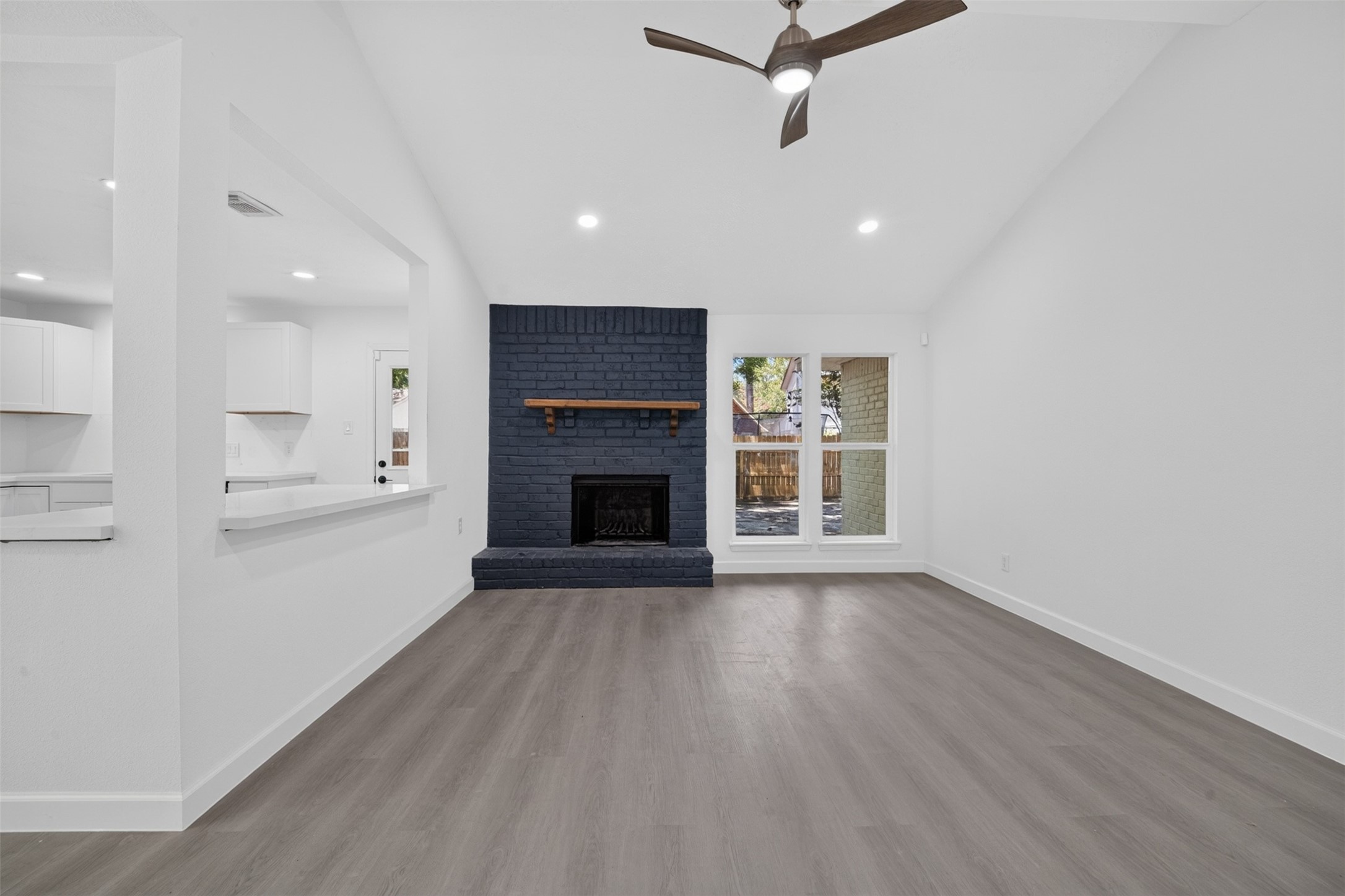4247 Rosegate Drive Property Photo 13