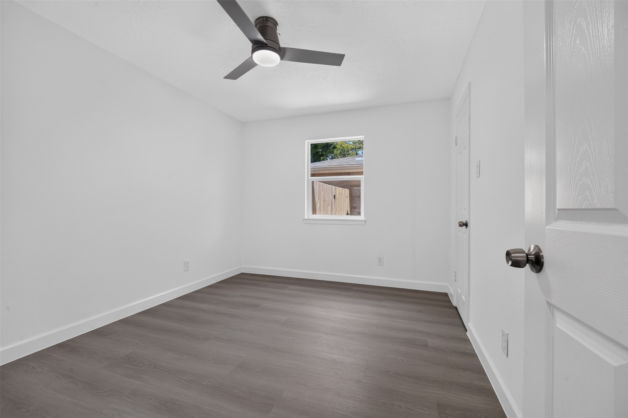 4247 Rosegate Drive Property Photo 21