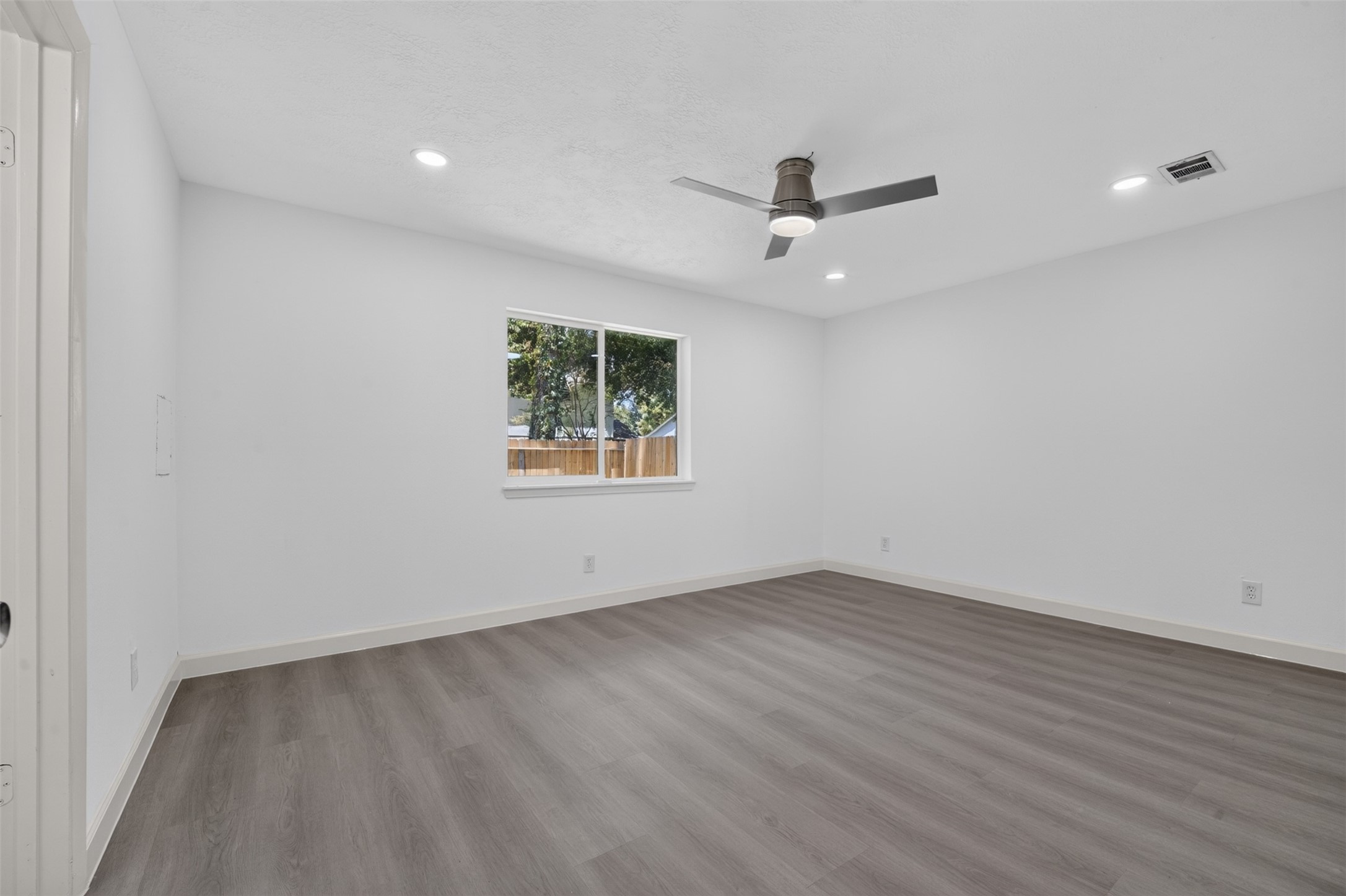 4247 Rosegate Drive Property Photo 22