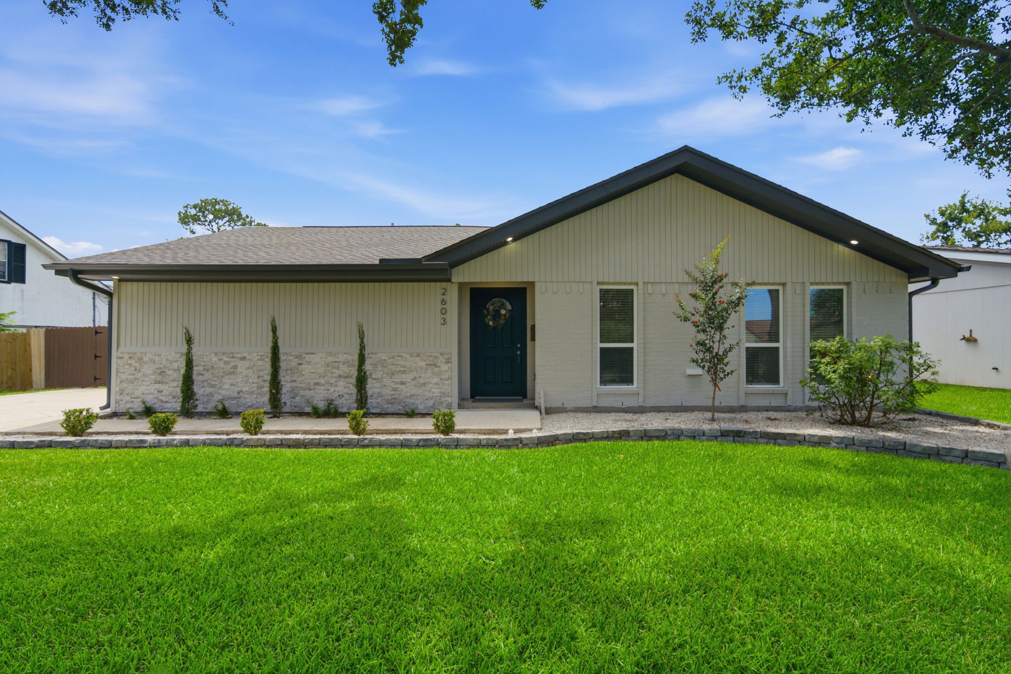 2603 Baycrest Drive Property Photo 1