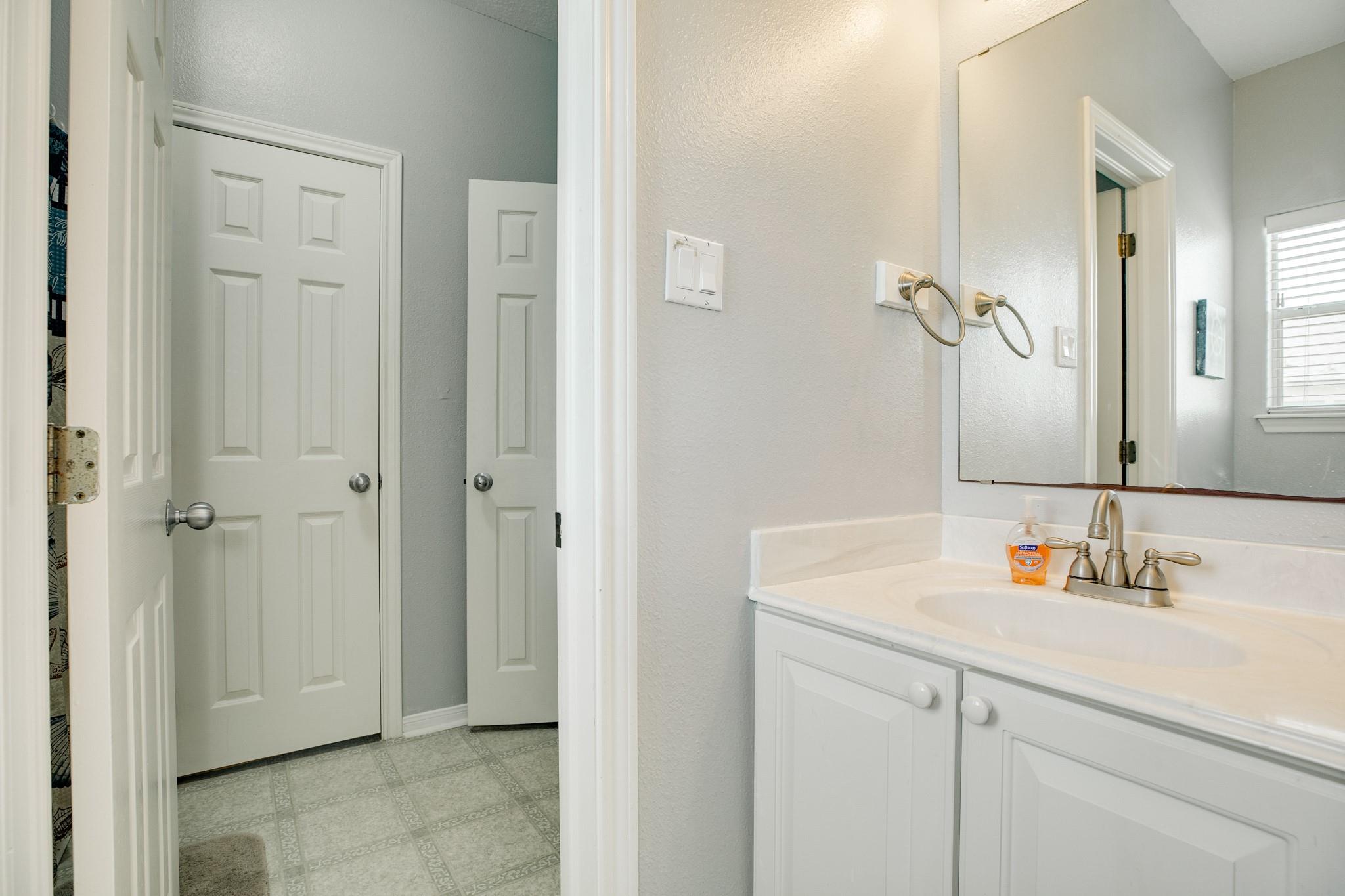 2402 Bluewater Highway Property Photo 22
