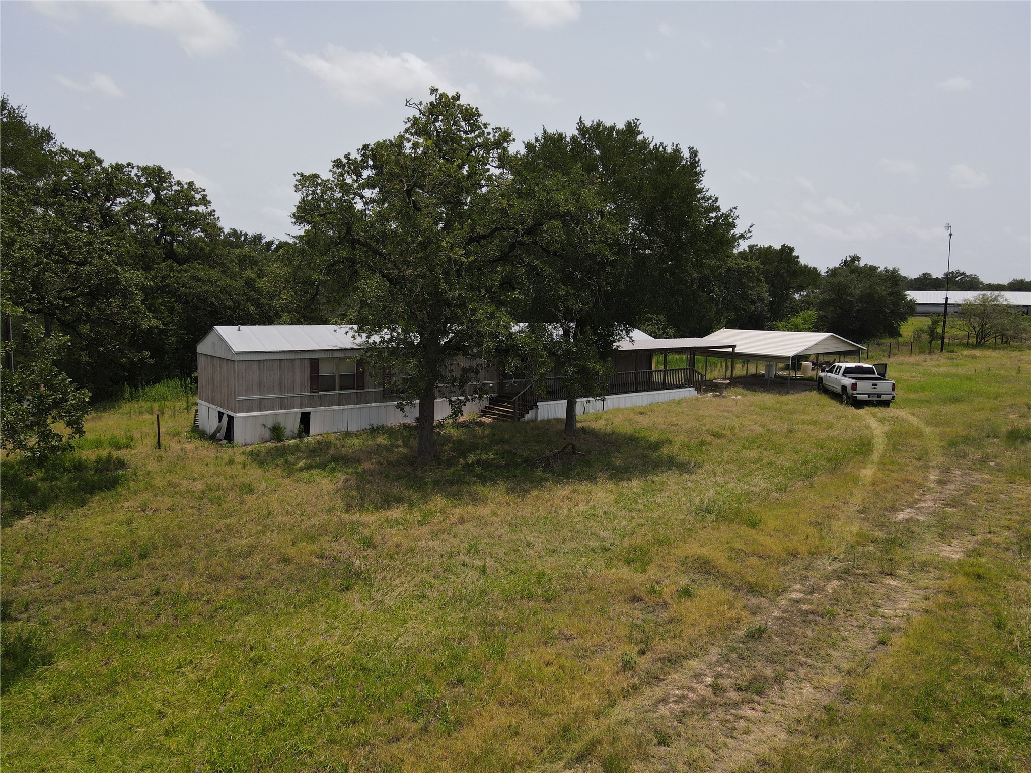 8370 County Road 150 Property Photo 3