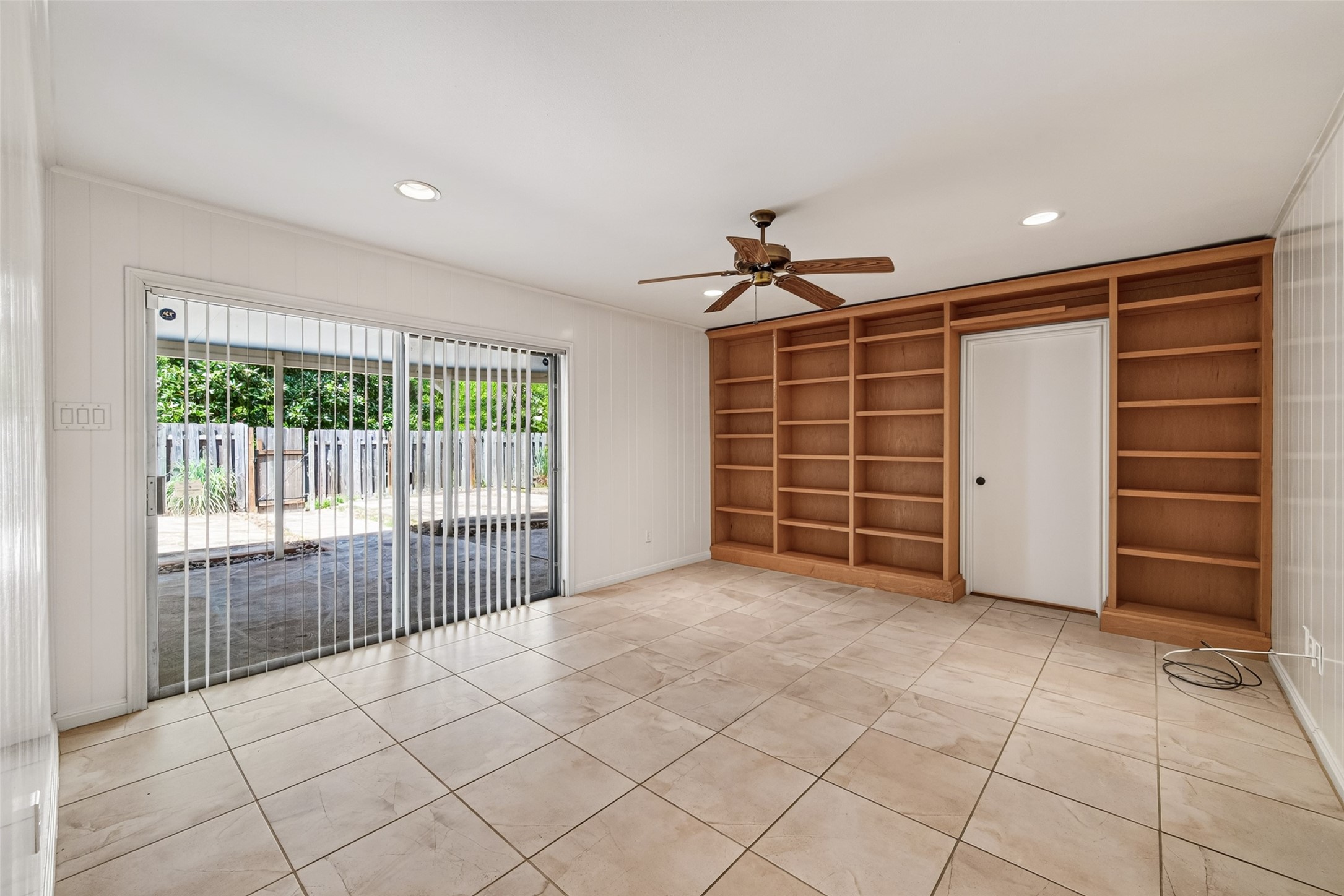 6222 Creekbend Drive Property Photo 18