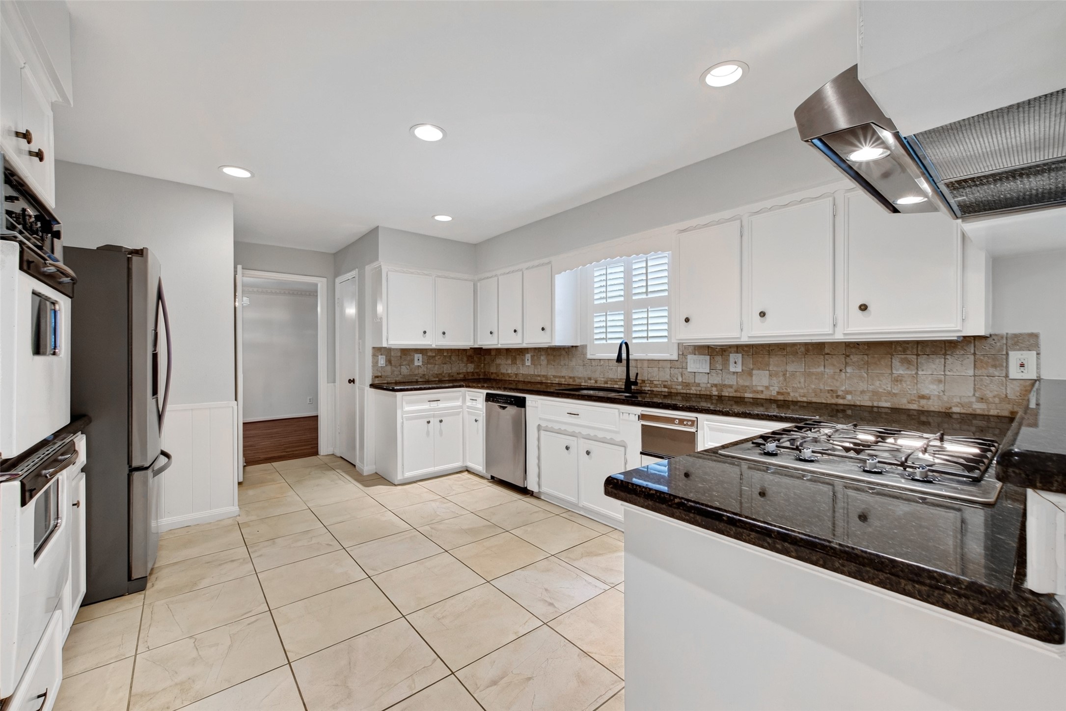 6222 Creekbend Drive Property Photo 19