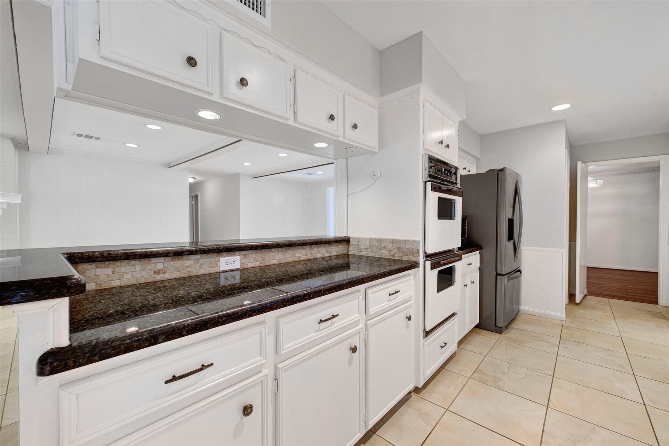 6222 Creekbend Drive Property Photo 23
