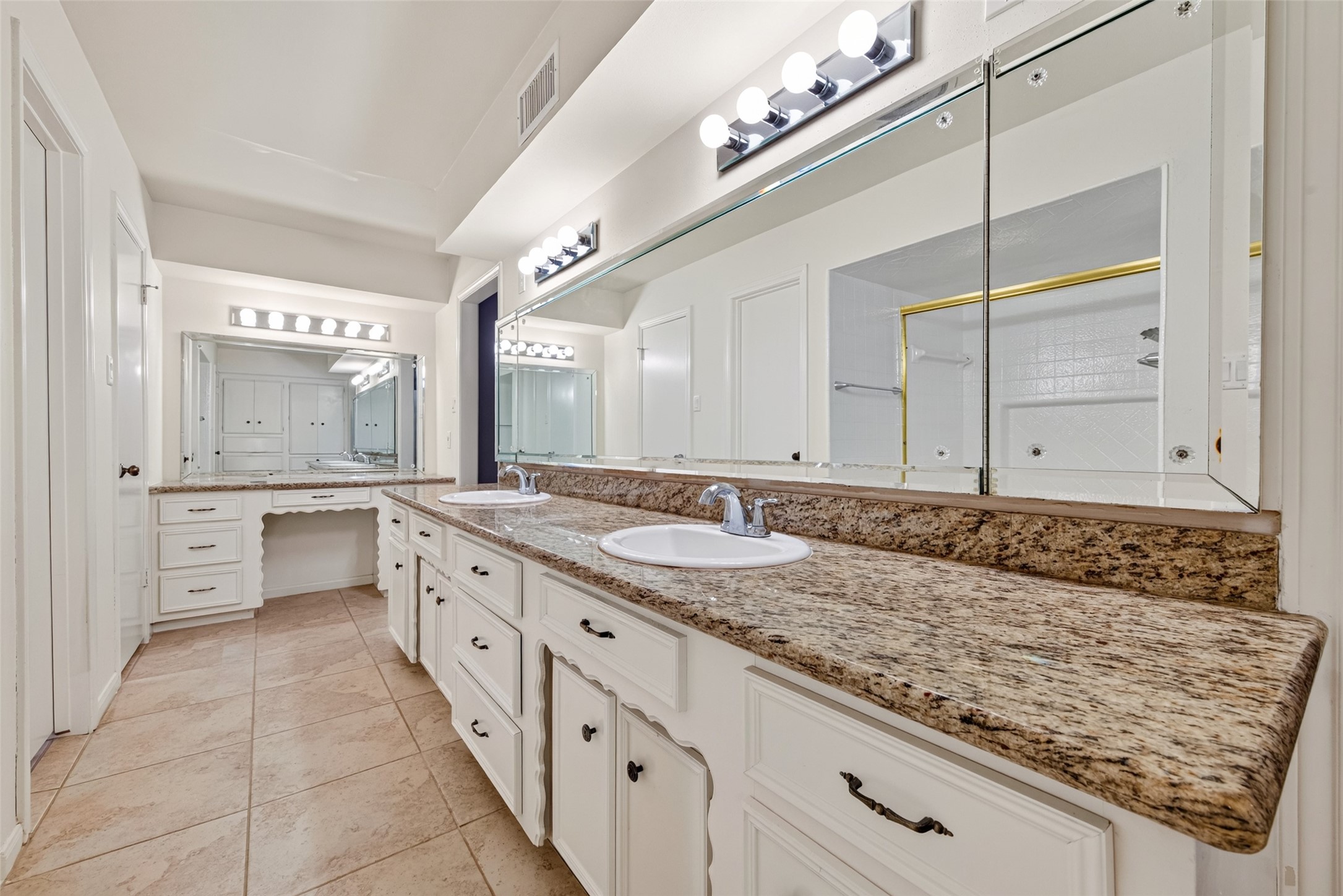 6222 Creekbend Drive Property Photo 29