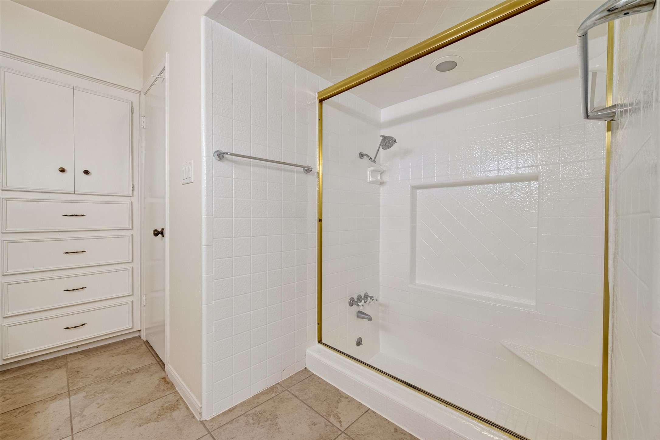 6222 Creekbend Drive Property Photo 31